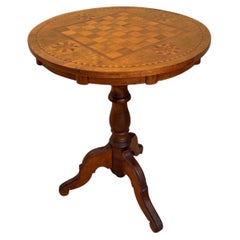 Table de jeu ronde avec plateau en marqueterie, années 1940