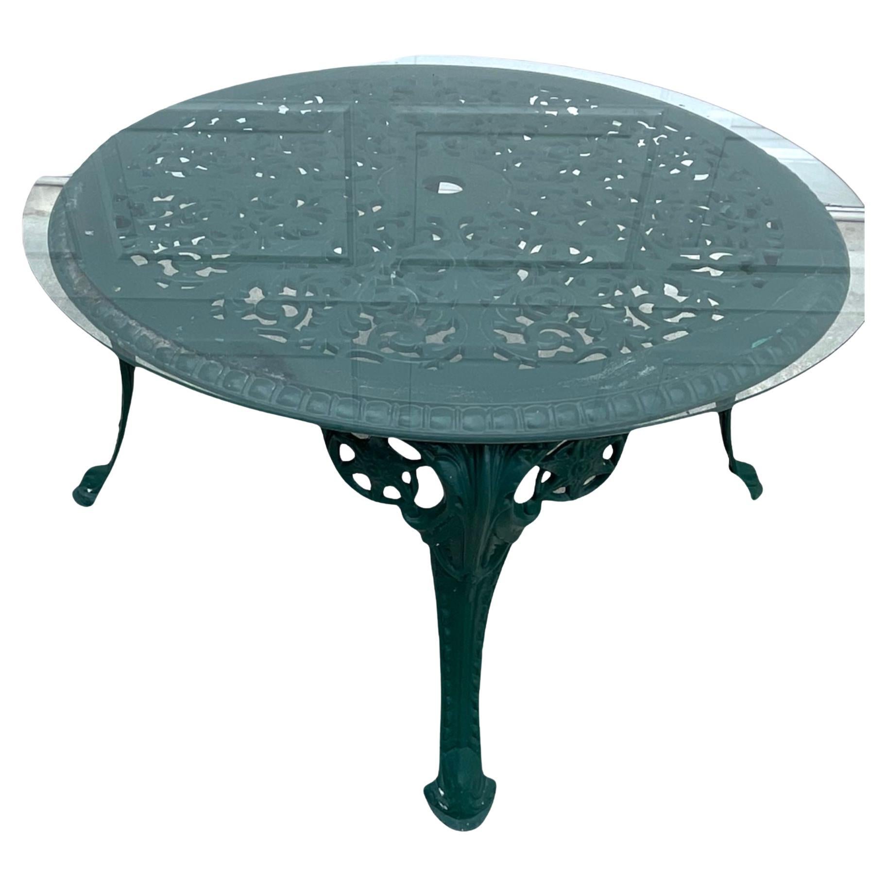 Wonderful table for the garden, the perfect height and size, no glass but you could always add but not needed. The legs have a beautiful curve which make for a nice design element.,
See other piece available that will and are listed.