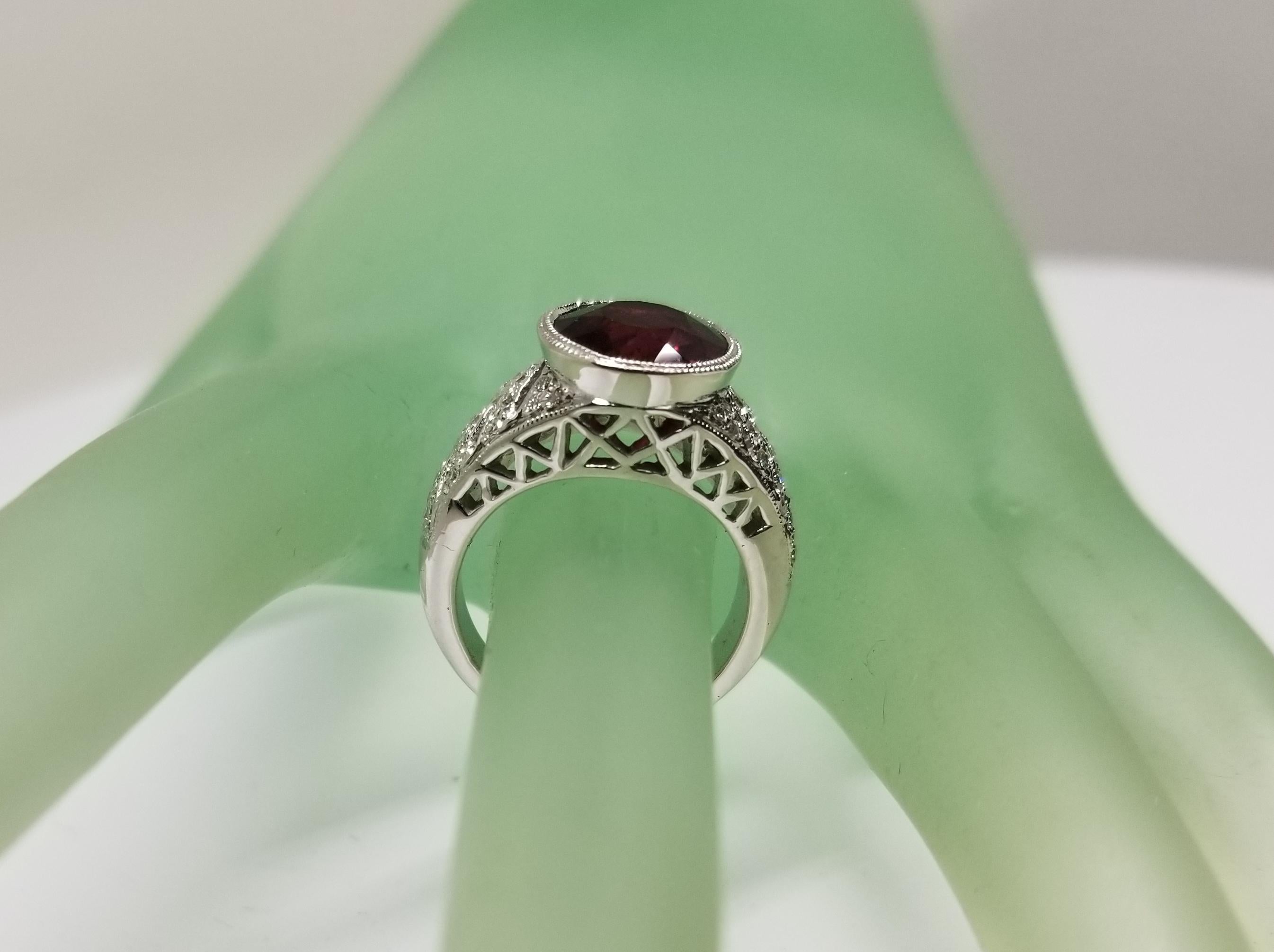 Round Garnet and Diamond Ring For Sale 1