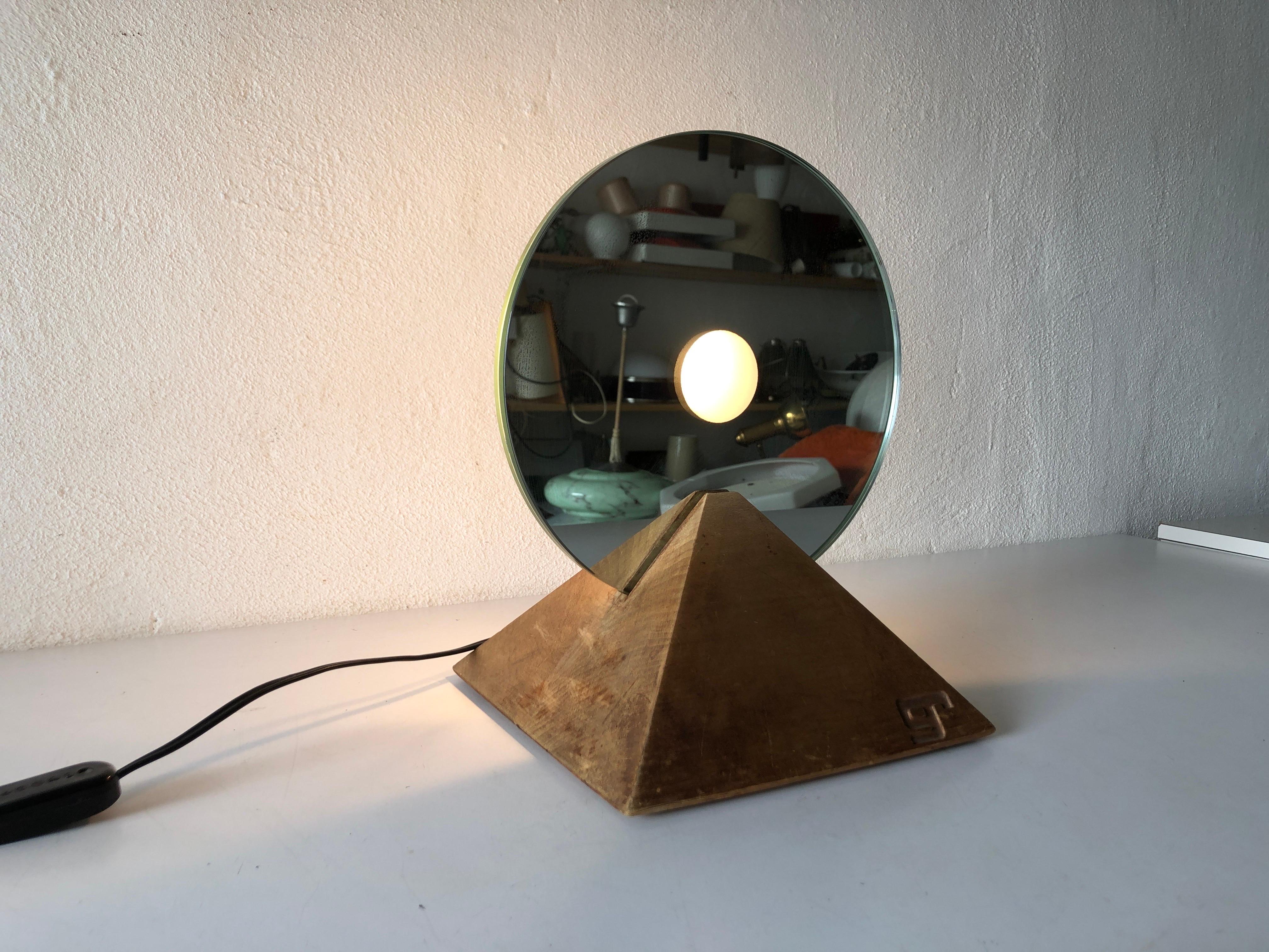 Round Glass and Wood Base Table Lamp by Gallotti & Radice, 1970s, Italy For Sale 5