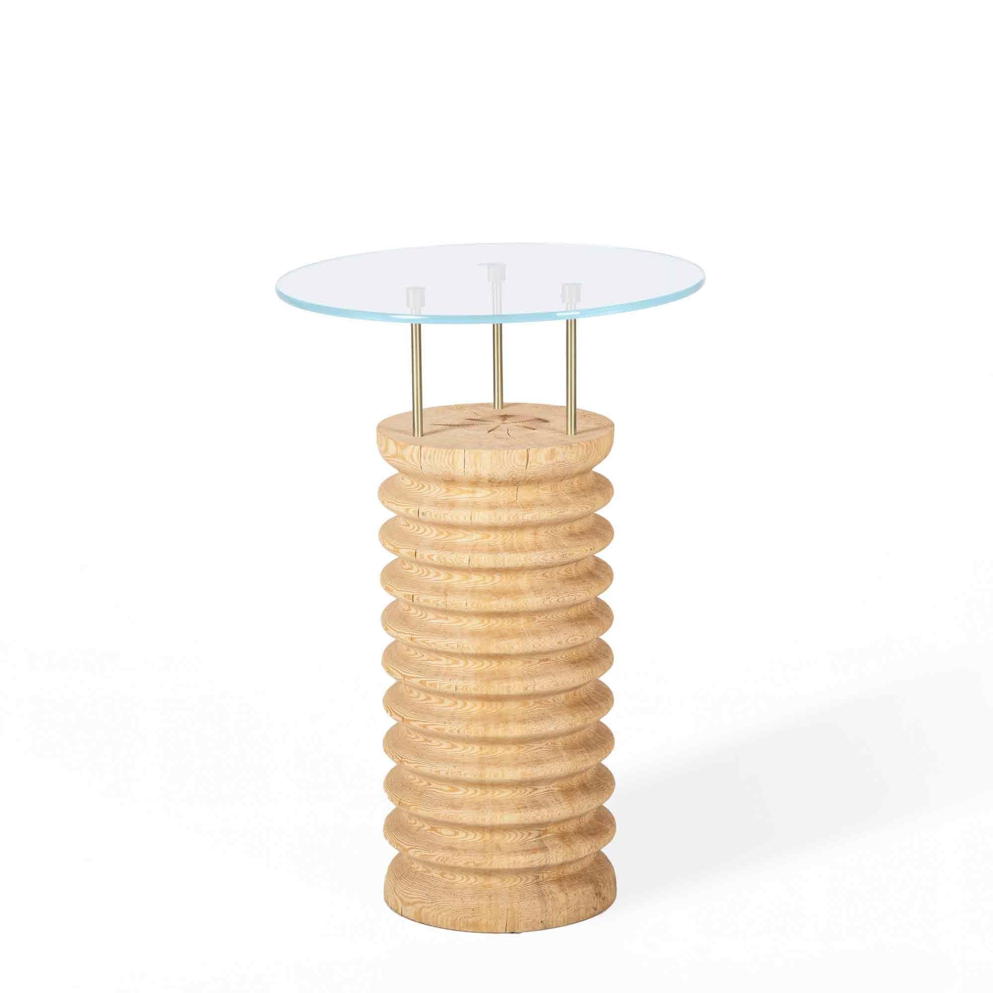Fait main Table d'appoint/café ronde en verre et cèdre - SOFRA en vente