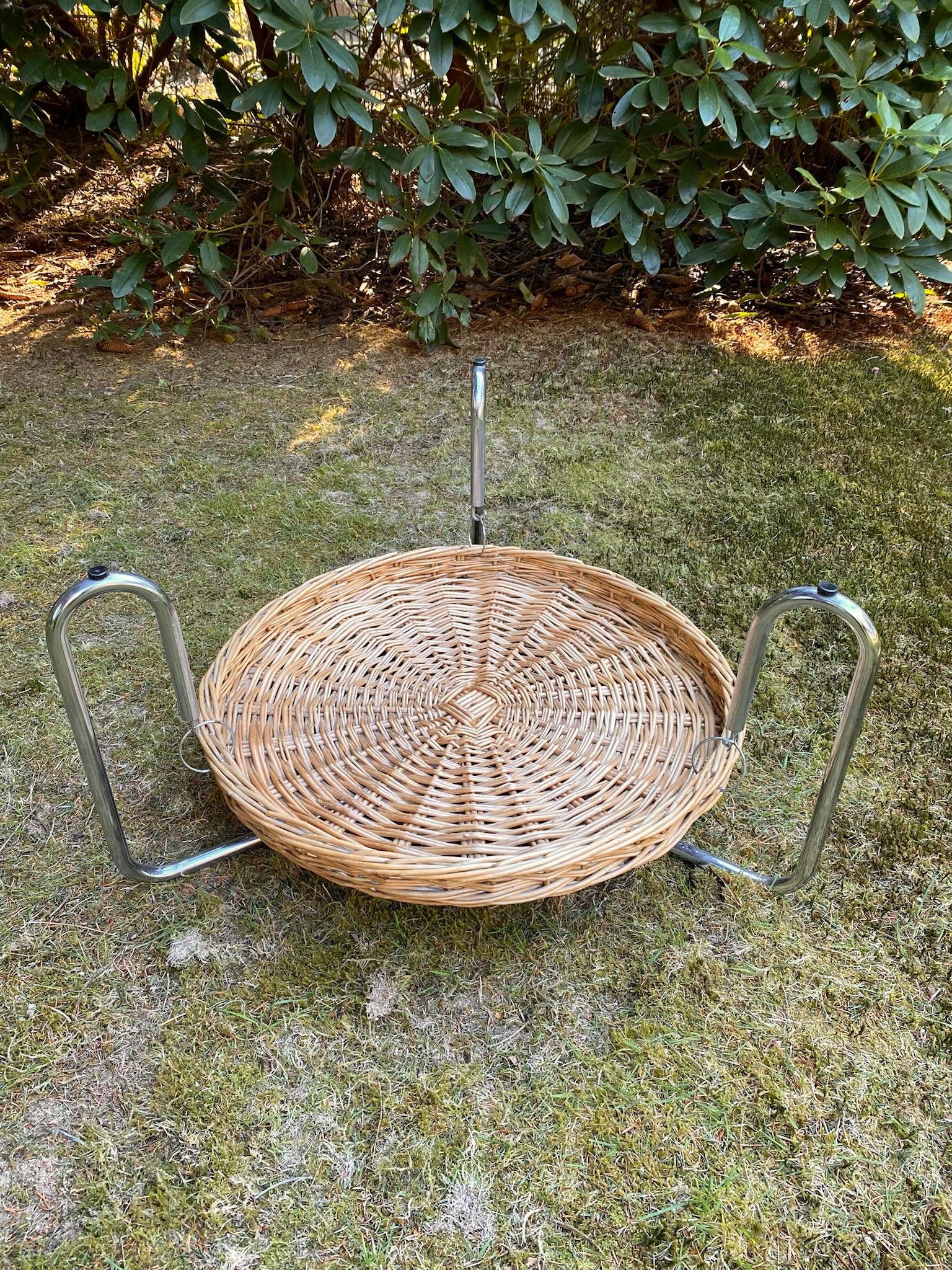 Mid-Century Modern Round Glass Coffee Table with Wicker Magzine Rack, 1960s For Sale