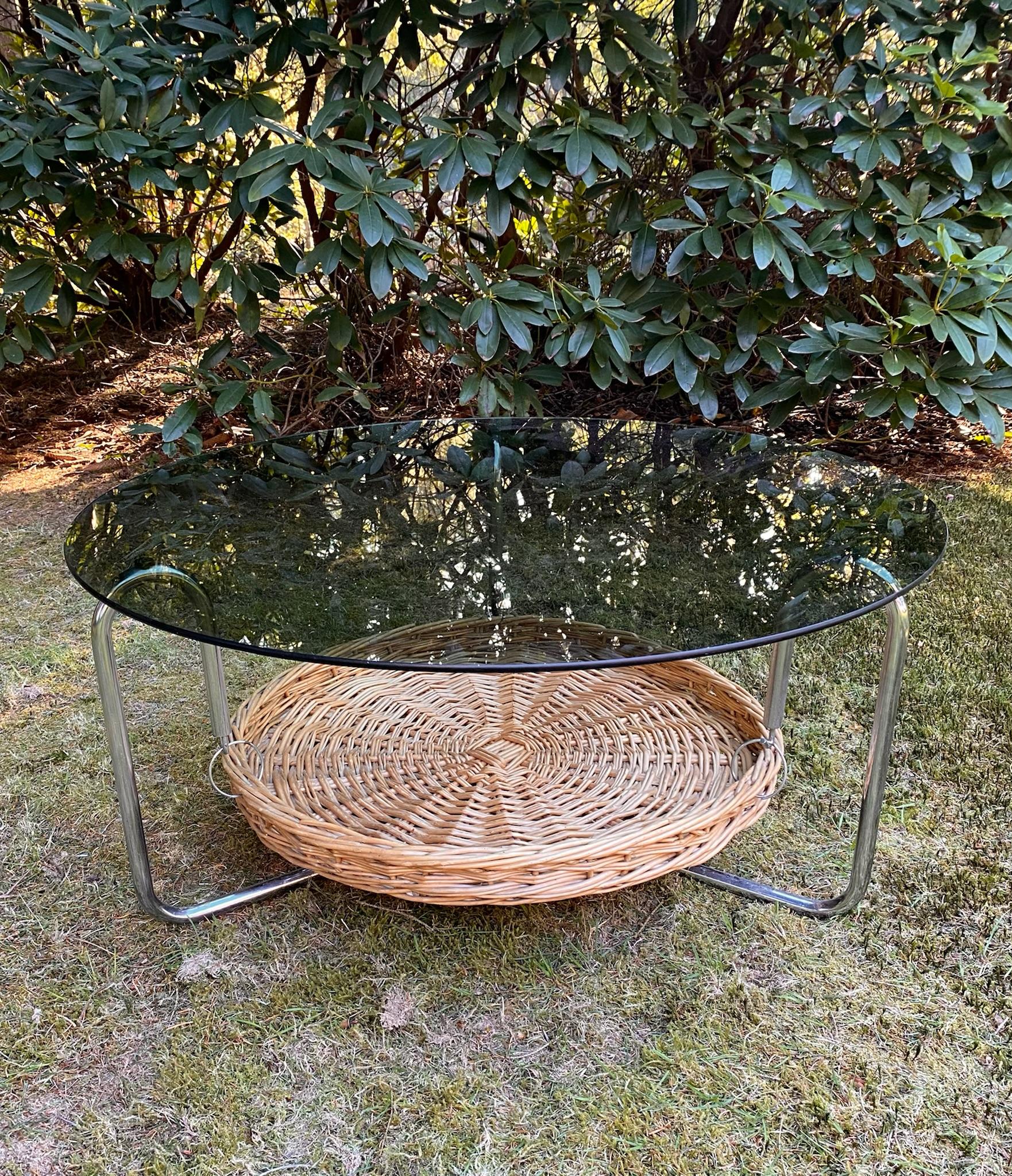 20th Century Round Glass Coffee Table with Wicker Magzine Rack, 1960s For Sale