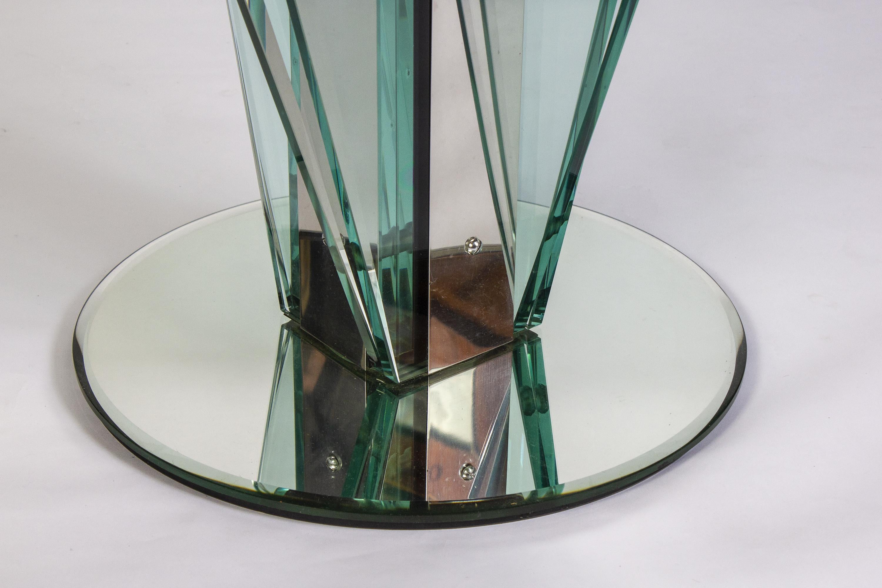 Round Glass Dining or Center Table Attributed to Pietro Chiesa for Fontana Arte In Excellent Condition In Rome, IT