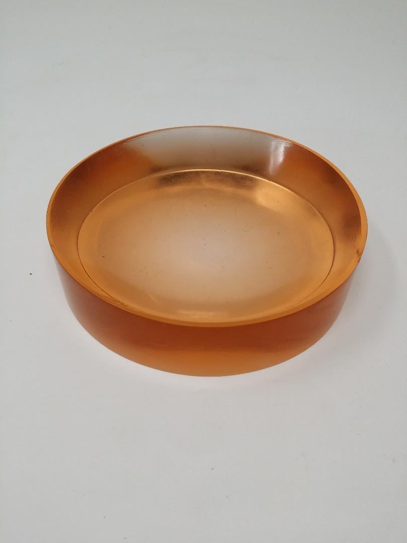 Round Glass Dish Attributed to Fontana Arte In Good Condition In Providence, RI