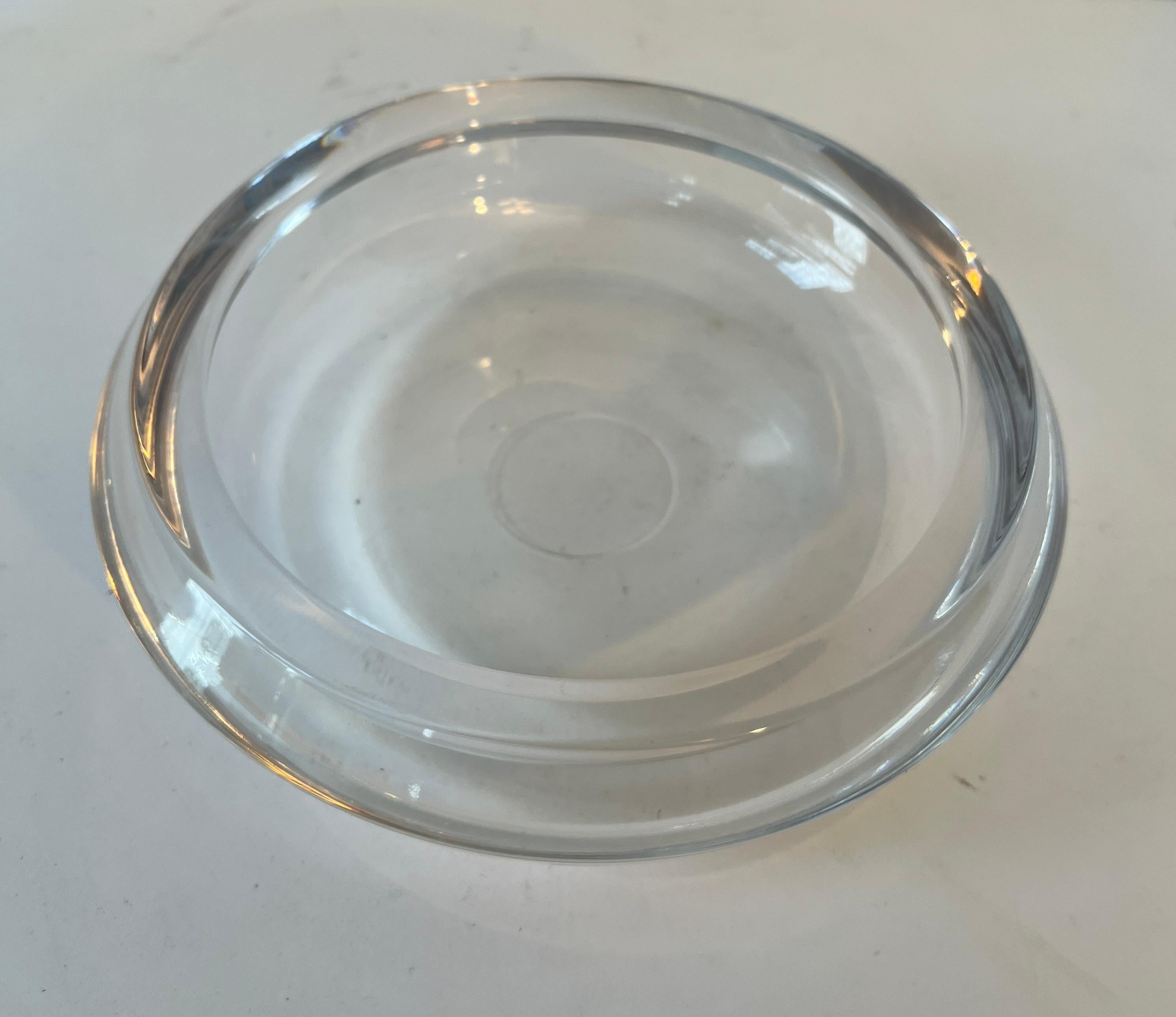 Round Glass Dish Bowl or Cigar 420 Ashtray For Sale 2
