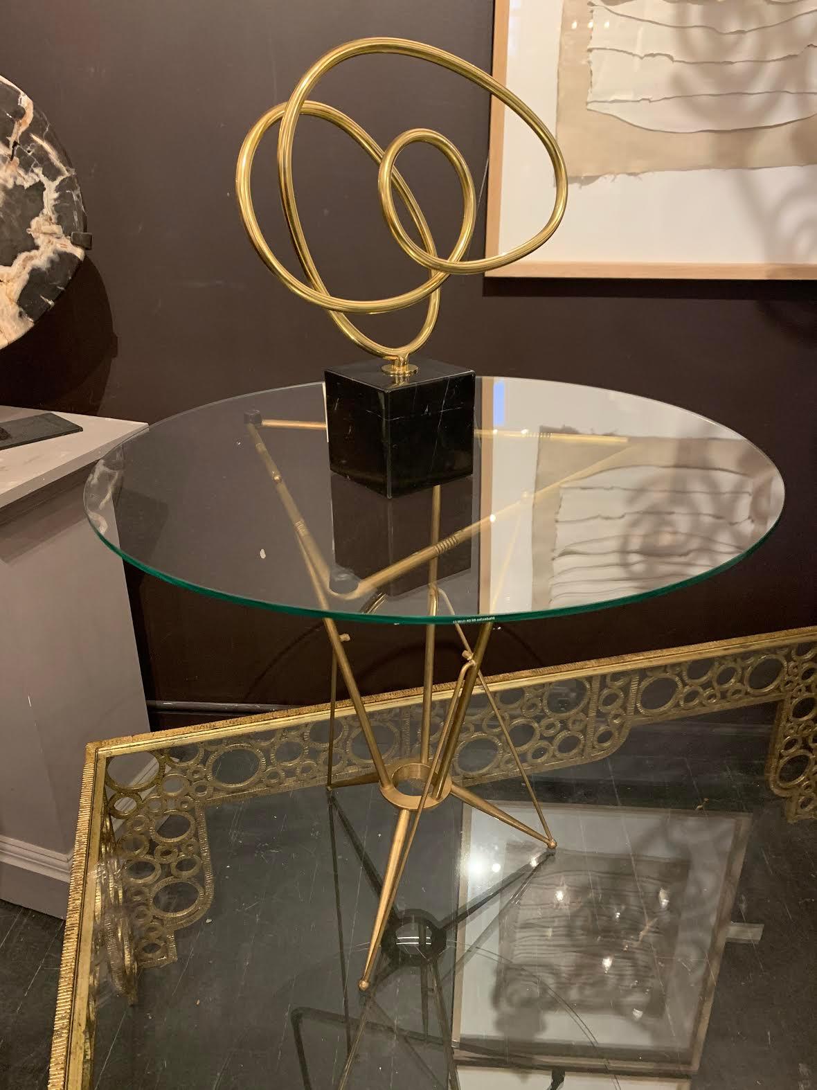 Round Glass Top Brushed Bronze Base Side Table, Italy, 1970s In Good Condition In New York, NY