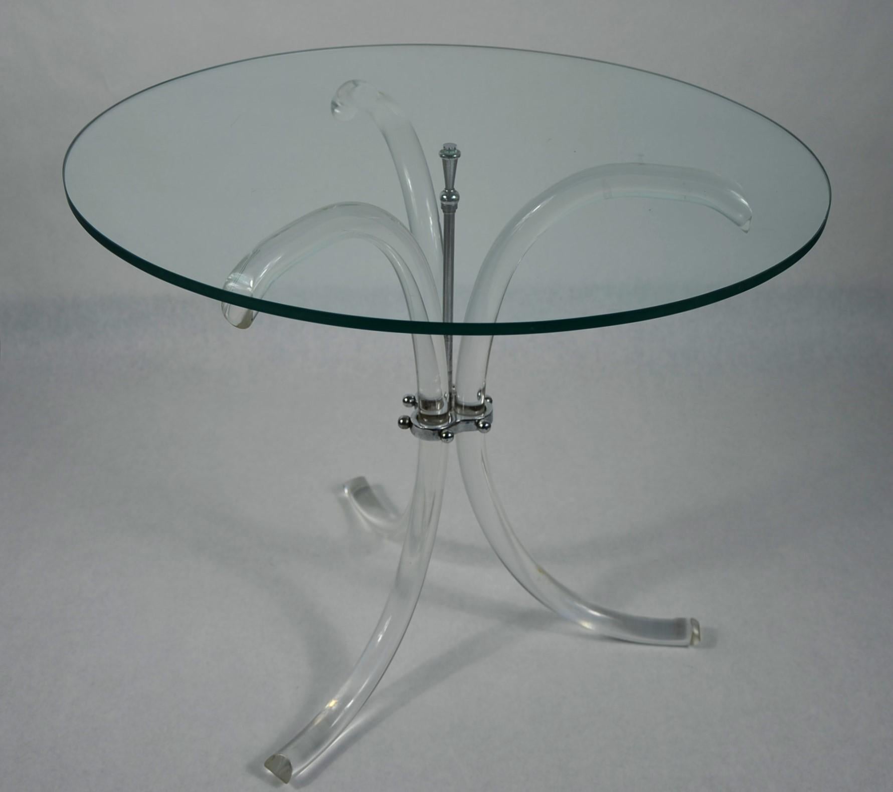 Round Glass Top, Chrome Accents & Lucite Tripod Legs Side /End /Occasional Table In Good Condition In Houston, TX