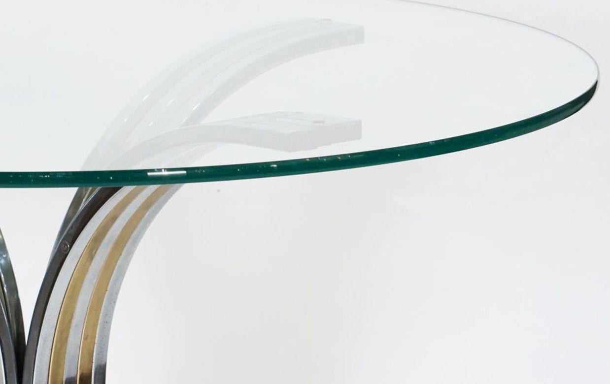 Runder Esstisch mit Glasplatte aus Chrom und Messing aus Italien, zugeschrieben. Romeo Rega im Angebot 7
