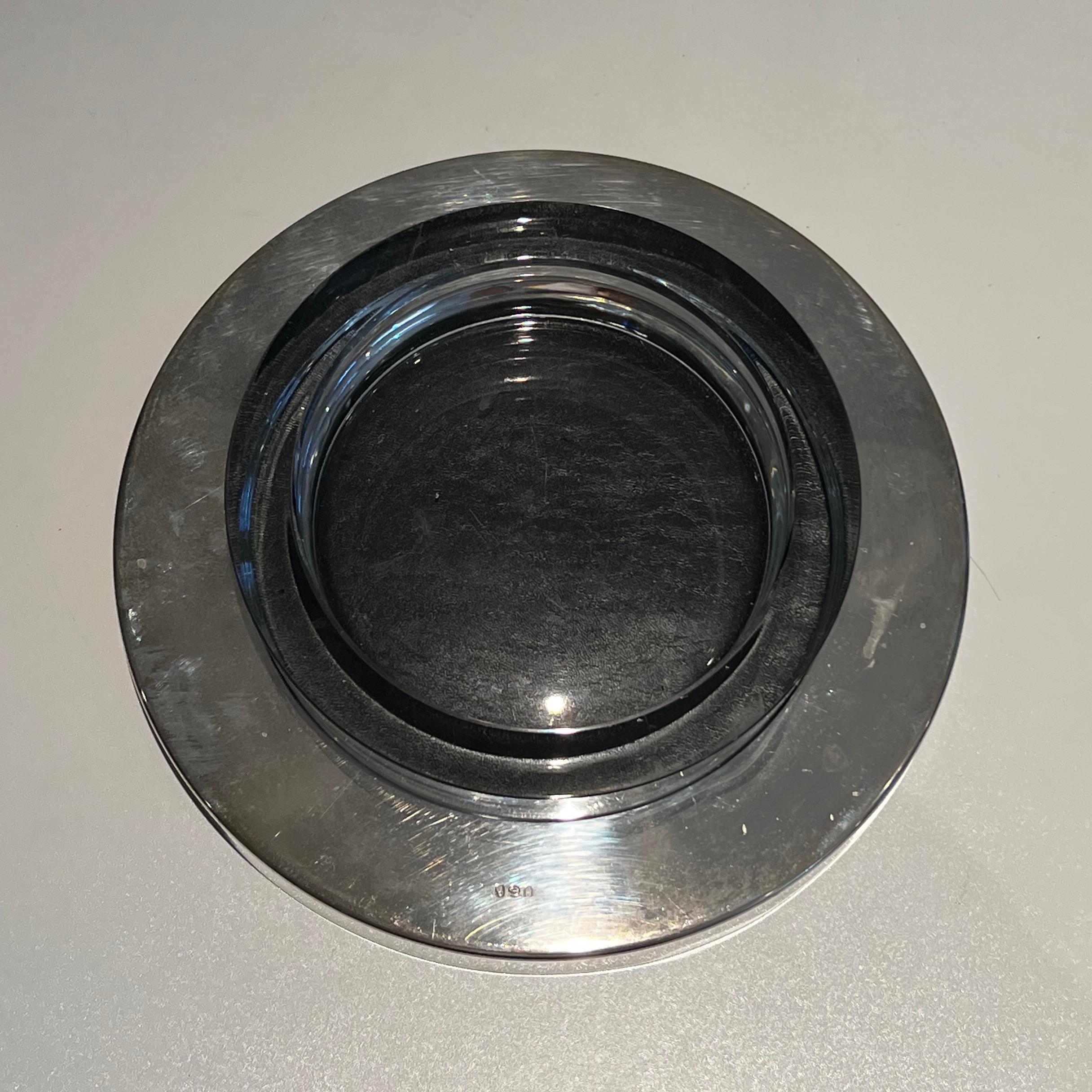 Mid-Century Modern Round glass vide-poche on a chromed base. French Work. Circa 1970 For Sale