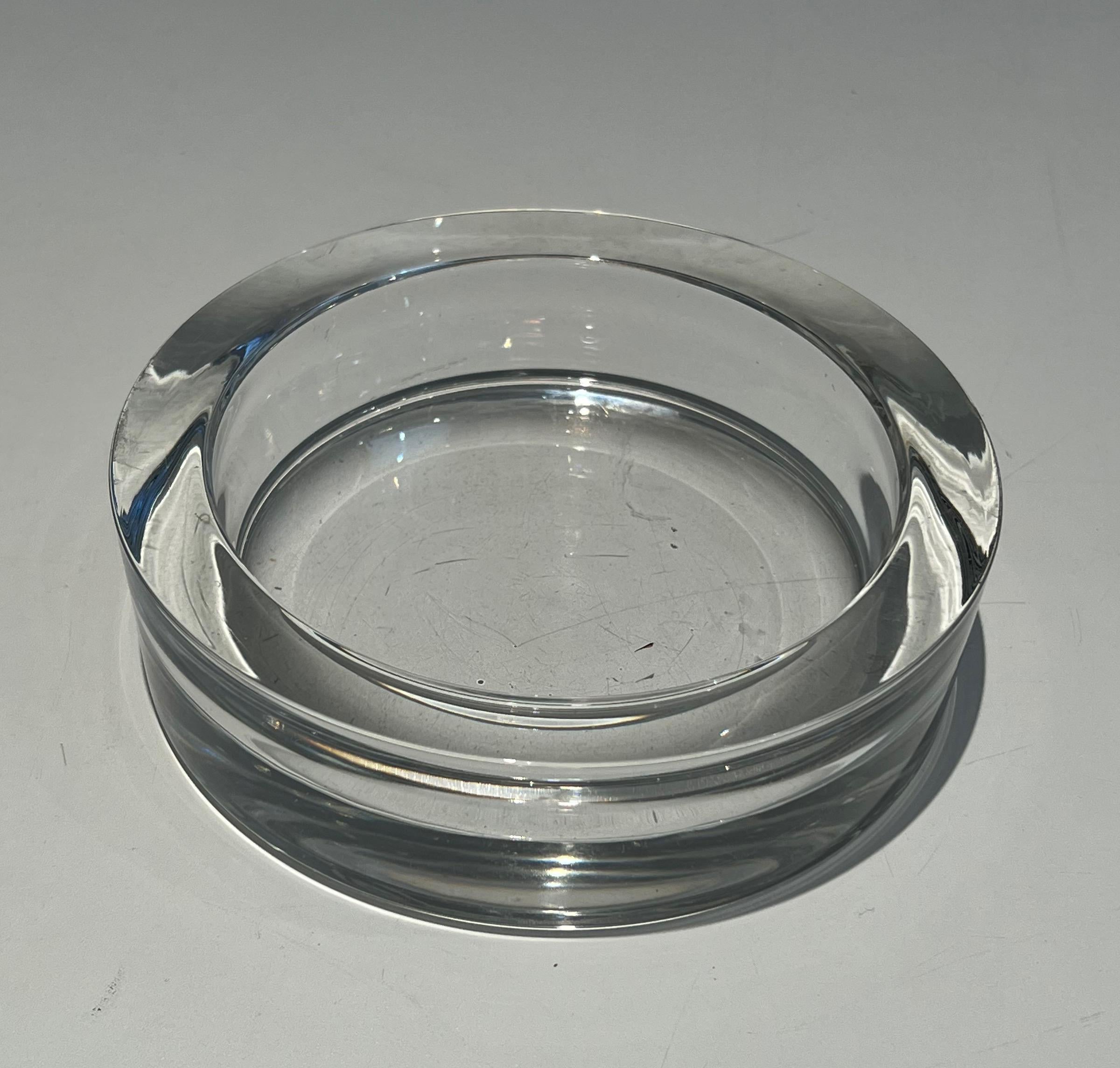 Late 20th Century Round glass vide-poche on a chromed base. French Work. Circa 1970 For Sale