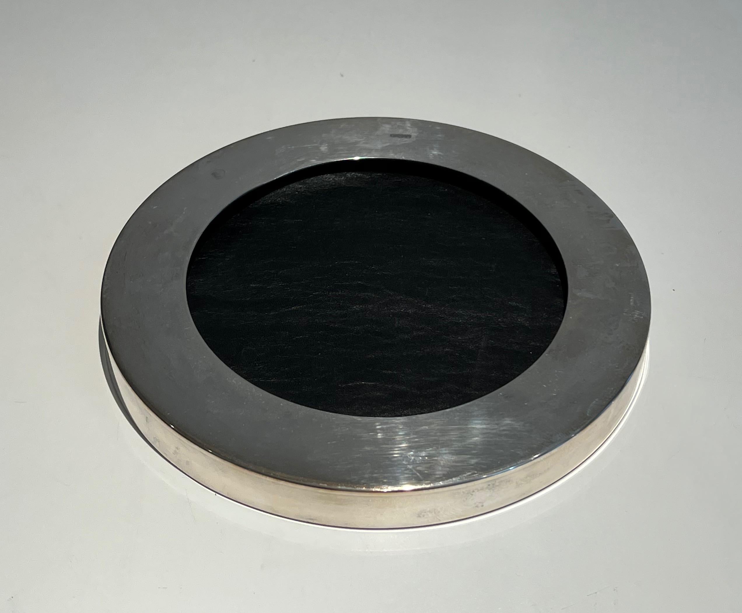 Round glass vide-poche on a chromed base. French Work. Circa 1970 For Sale 1