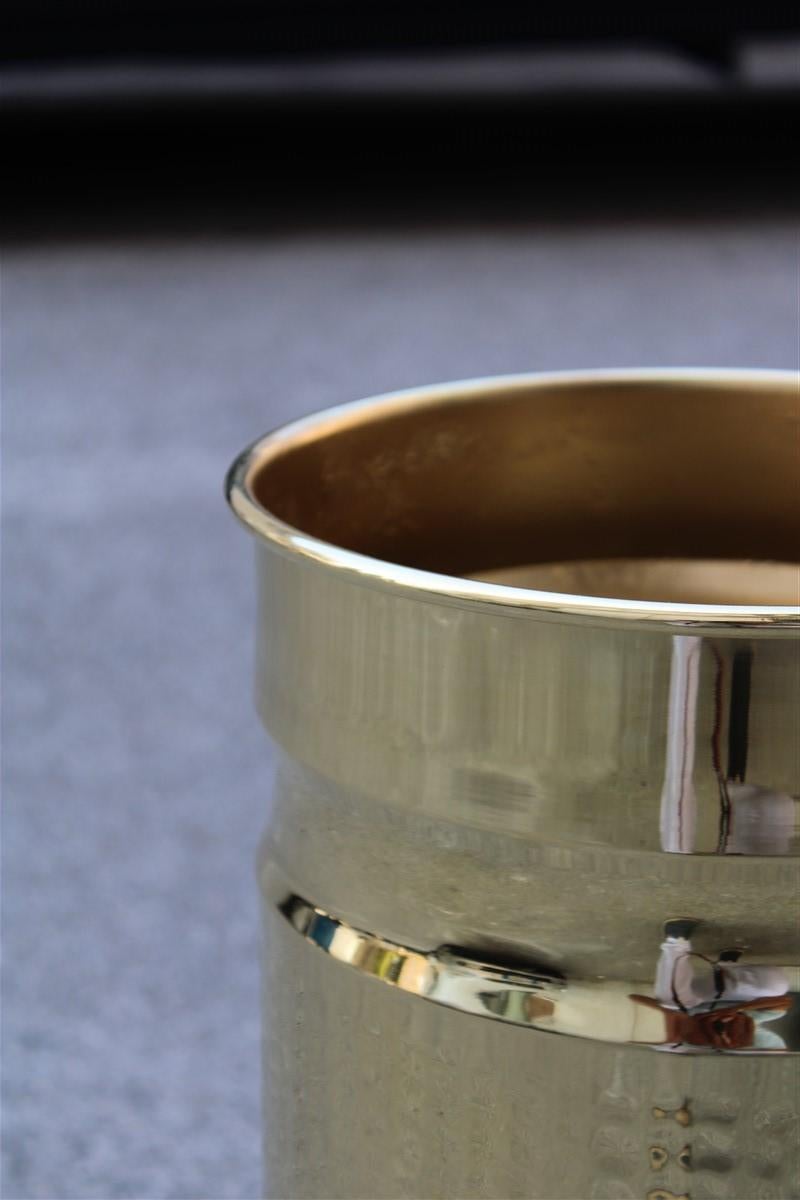 Mid-Century Modern Round Gold Italian Umbrella Stand 1970 Solid Brass Hammered For Sale