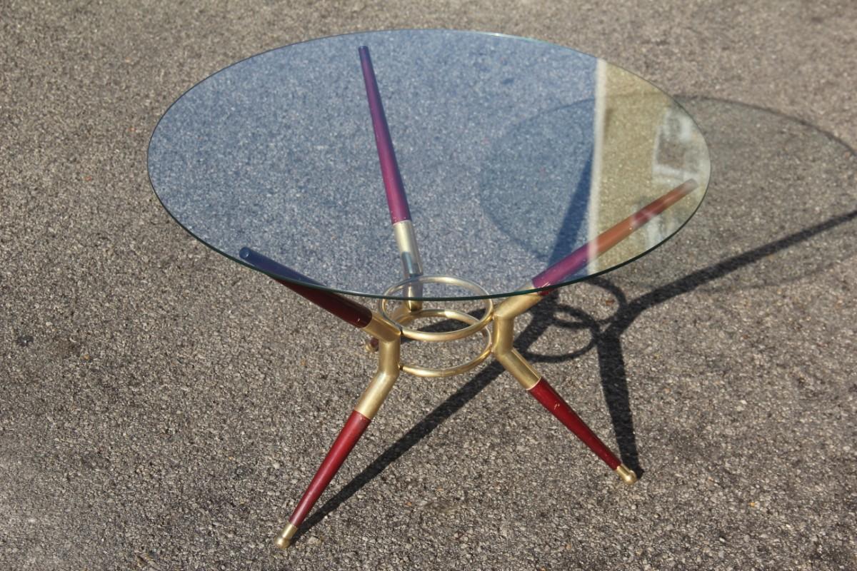 Runder Goldtisch mit Glasplatte, italienisches Mid-Century Modern Design, 1950er Jahre.