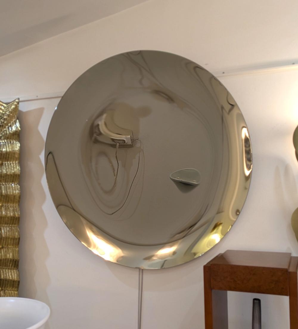 Round blue concave mirror, in perfect condition