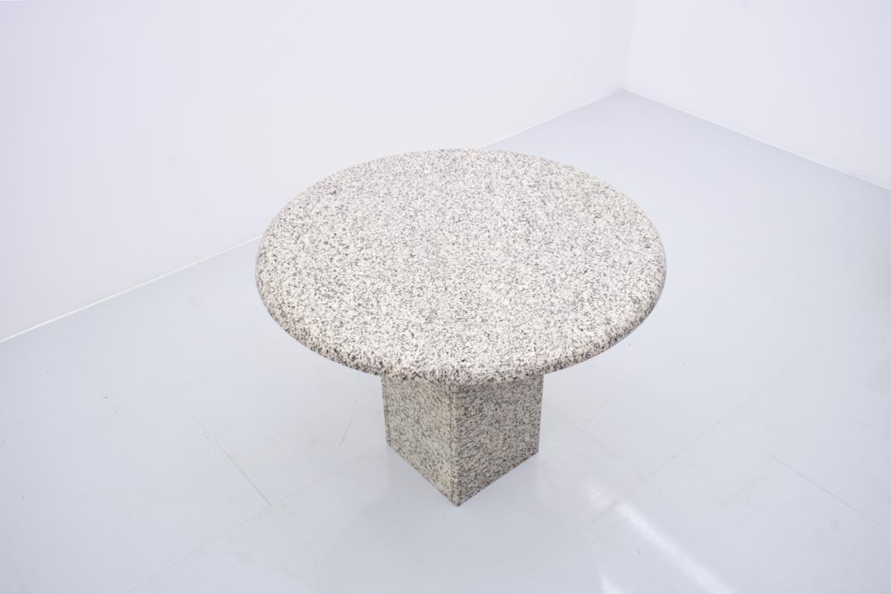 Modern Round Granite Dining Table, 1980s For Sale