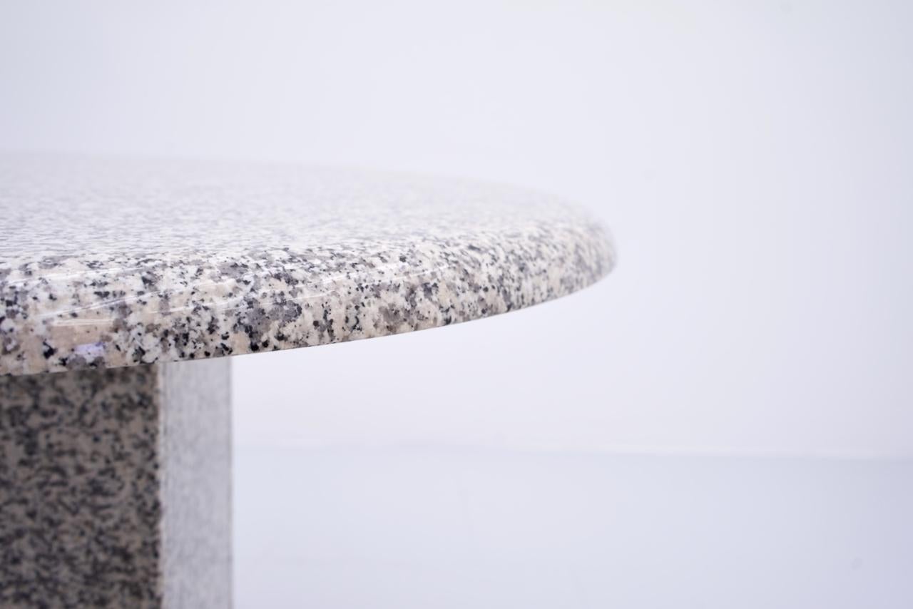 Round Granite Dining Table, 1980s For Sale 1