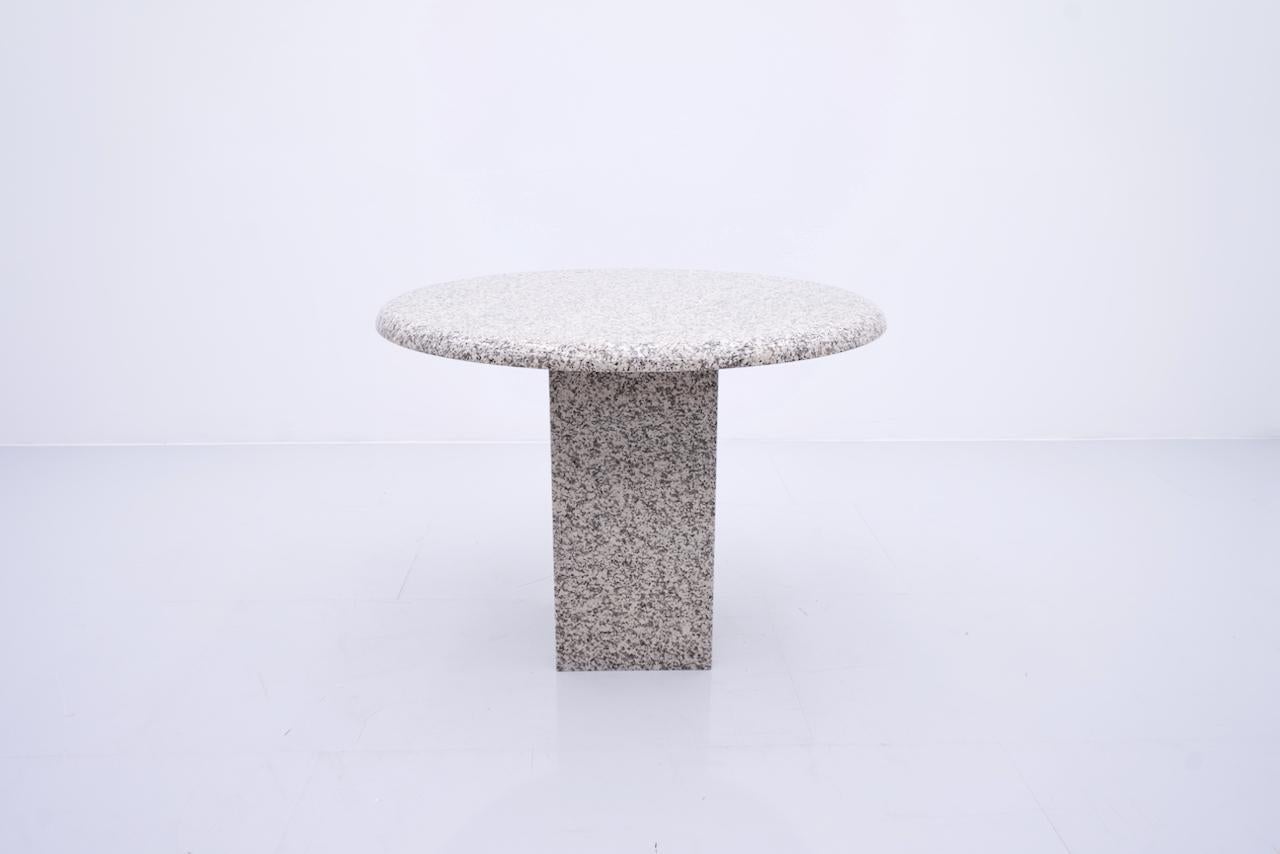 Round Granite Dining Table, 1980s For Sale 3