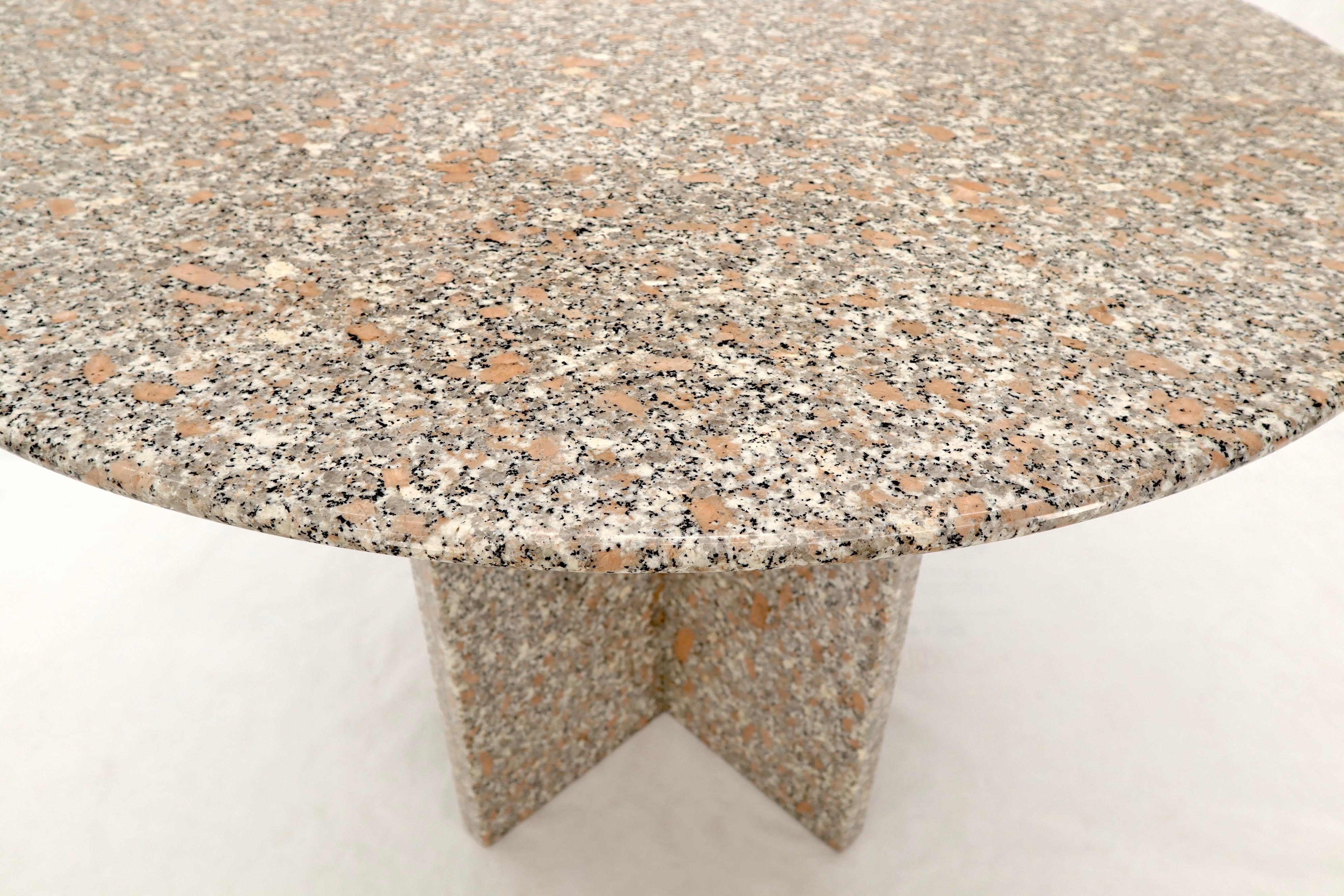 Round Granite Stone X Base Dining Dinette Center Table In Excellent Condition In Rockaway, NJ