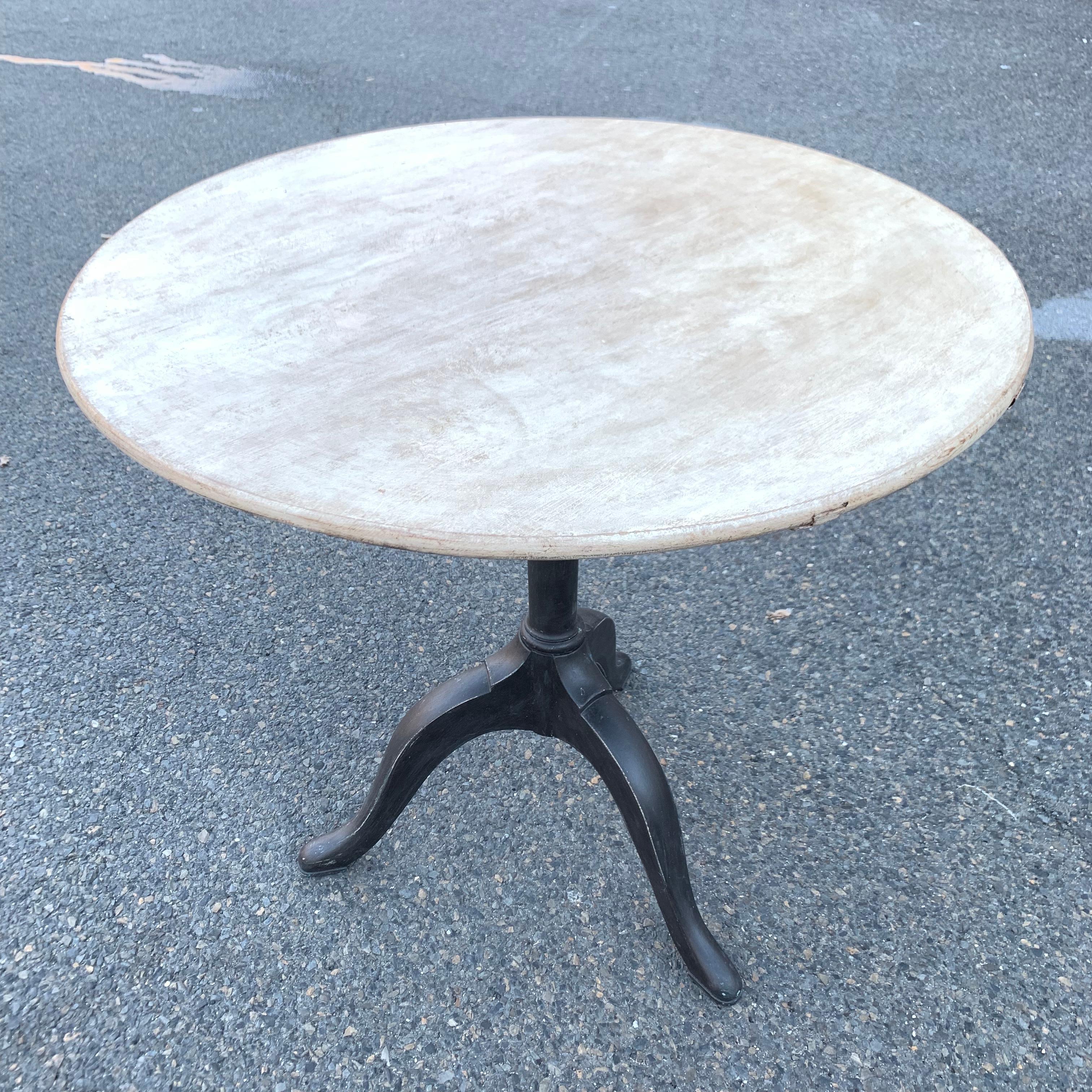 19th Century Round Gray Painted Gustavian Tilt-Top Table, Circa 1830s