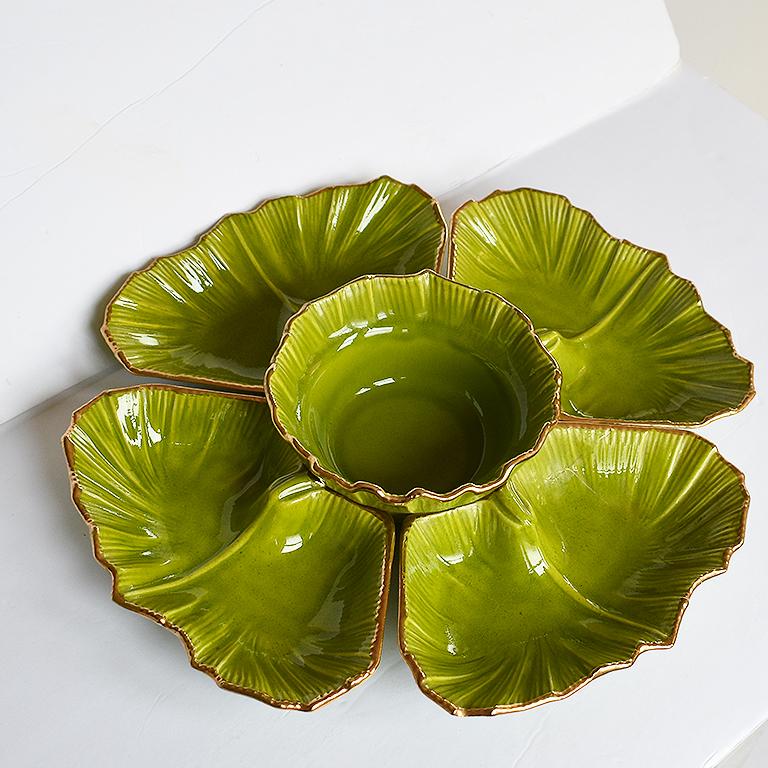 Late 20th Century Round Green 5-Piece Lettuce Motif Chip and Dip Platter with Gold Edges, 1970s