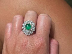 Round Green Emerald Center Pear and Brilliant Cut Diamond Cluster Ring 14K Gold
