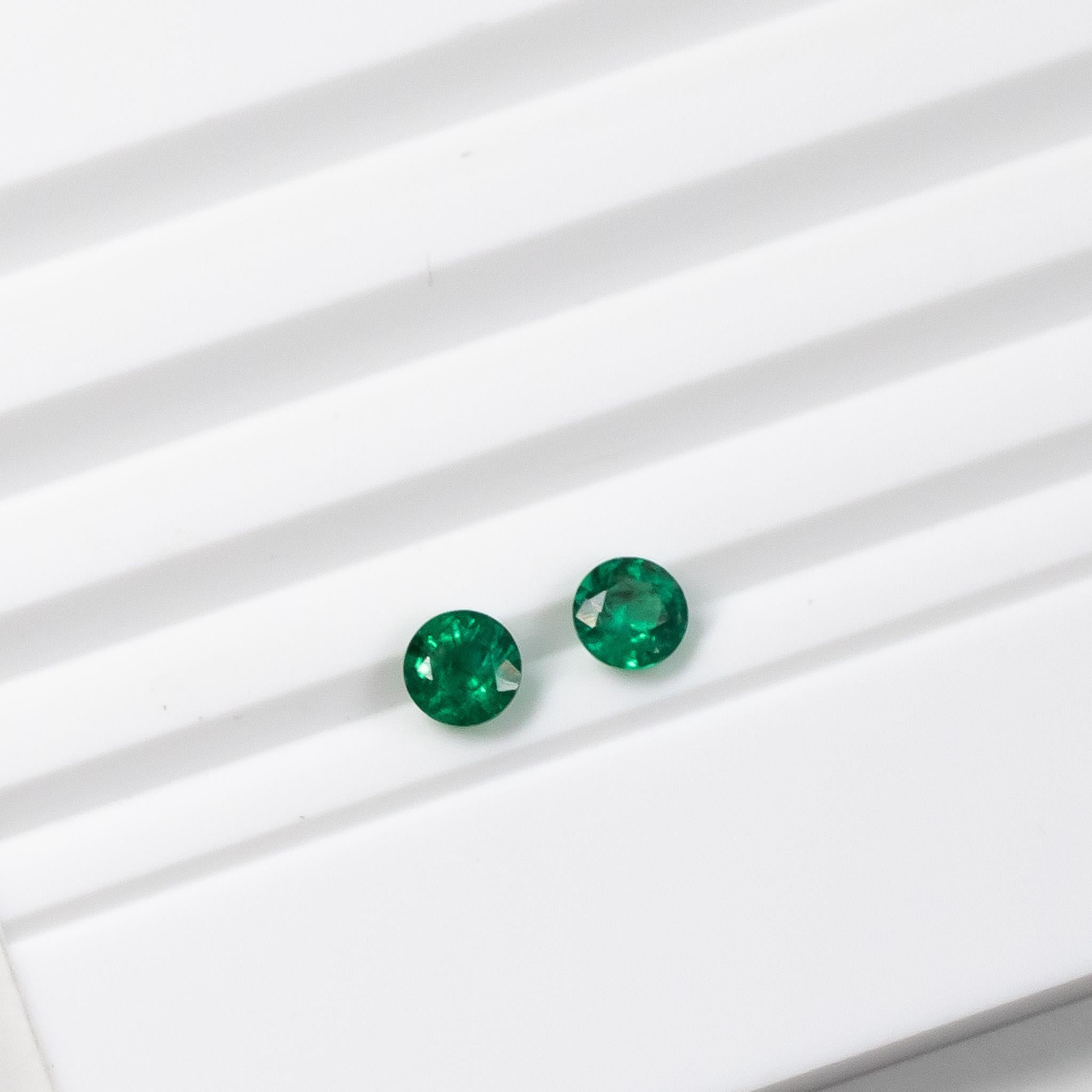 Women's Round Green Emerald Studs in Platinum For Sale