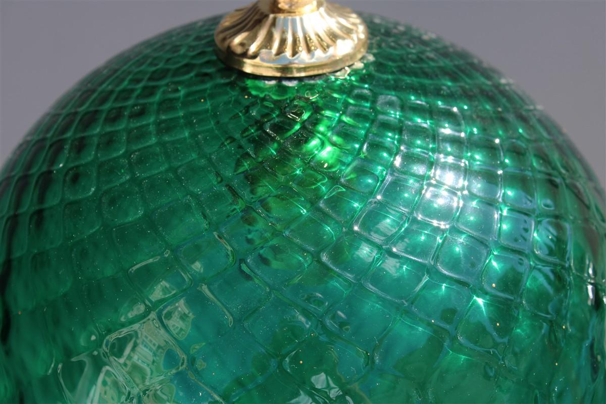Lanterne ronde verte de conception italienne en verre de Murano avec parties en laiton Venini, années 1950 en vente 1