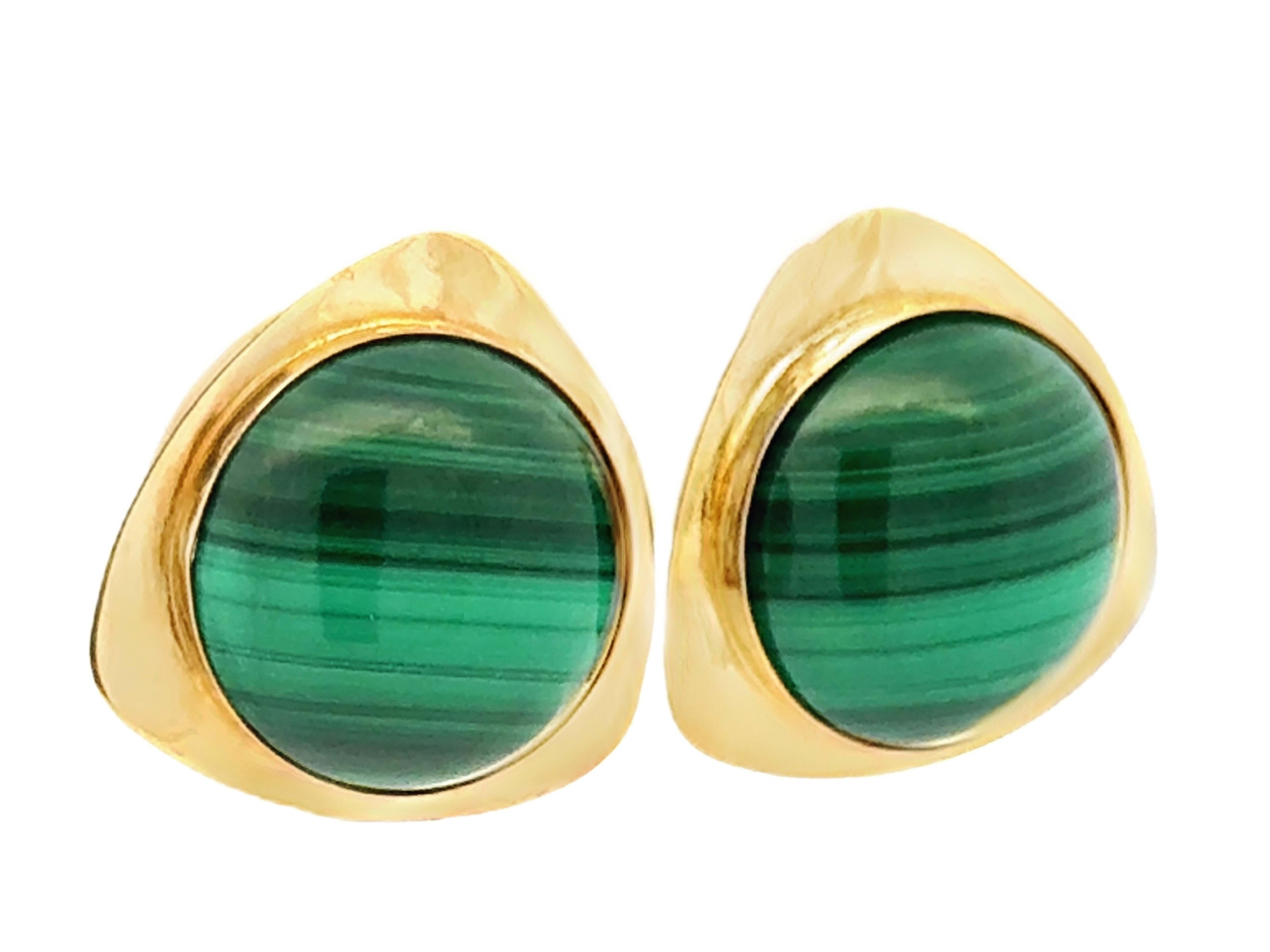 Modern Round Green Malachite Gold Triangle Earrings 14K Yellow Gold For Sale