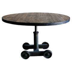 Round Green Railroad Car Base Table - Adjustable Height