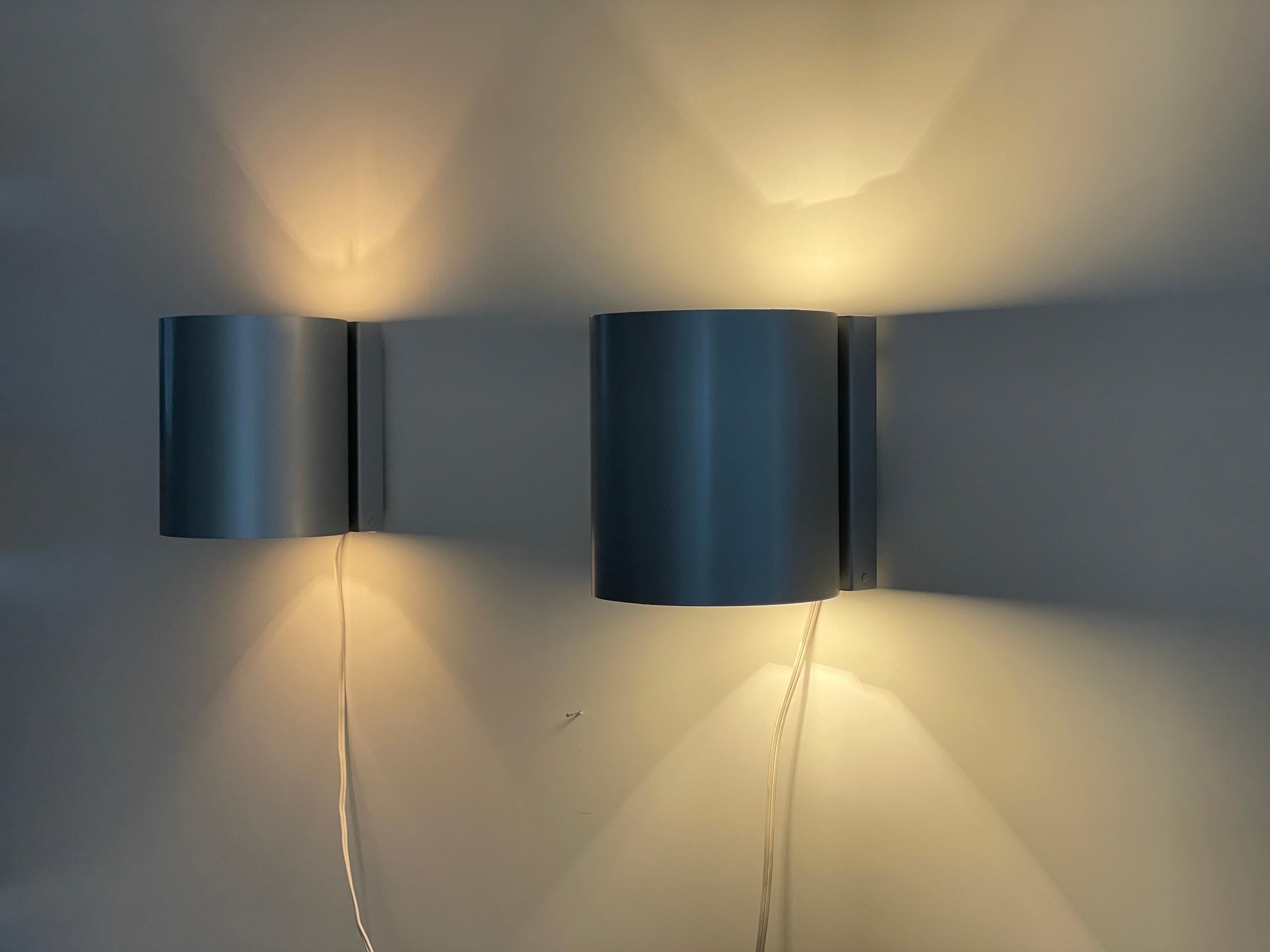 Coppia di lampade rotonde in metallo grigio, anni '60, Germania in vendita 4