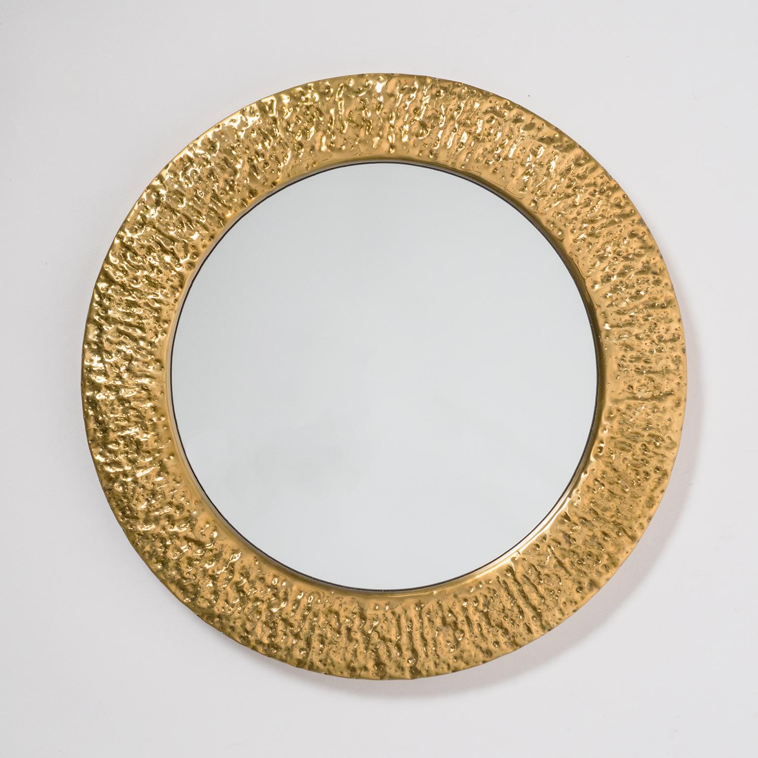 Round Hammered Brass Mirror, circa 1960 For Sale 1