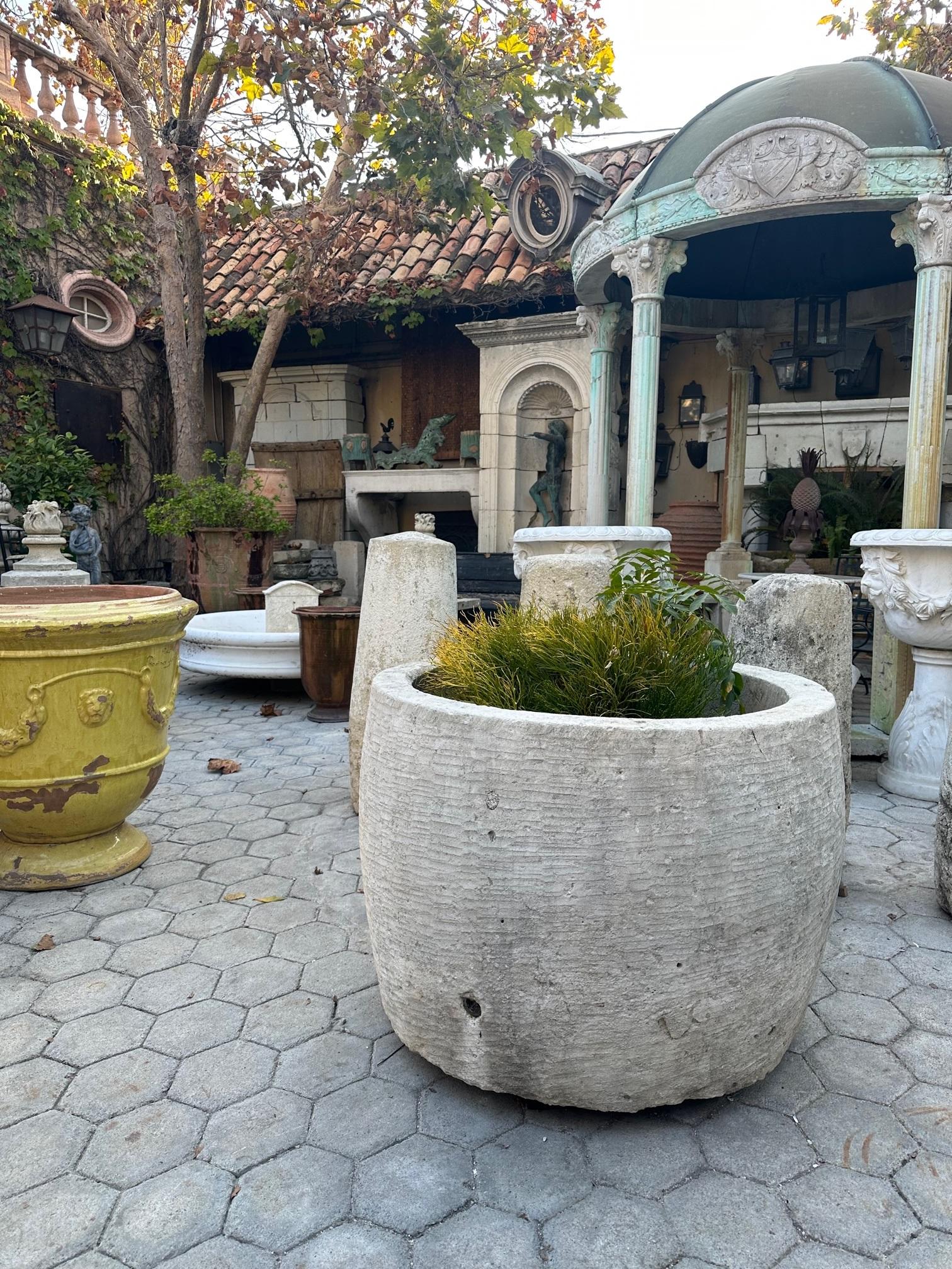 water fountain containers