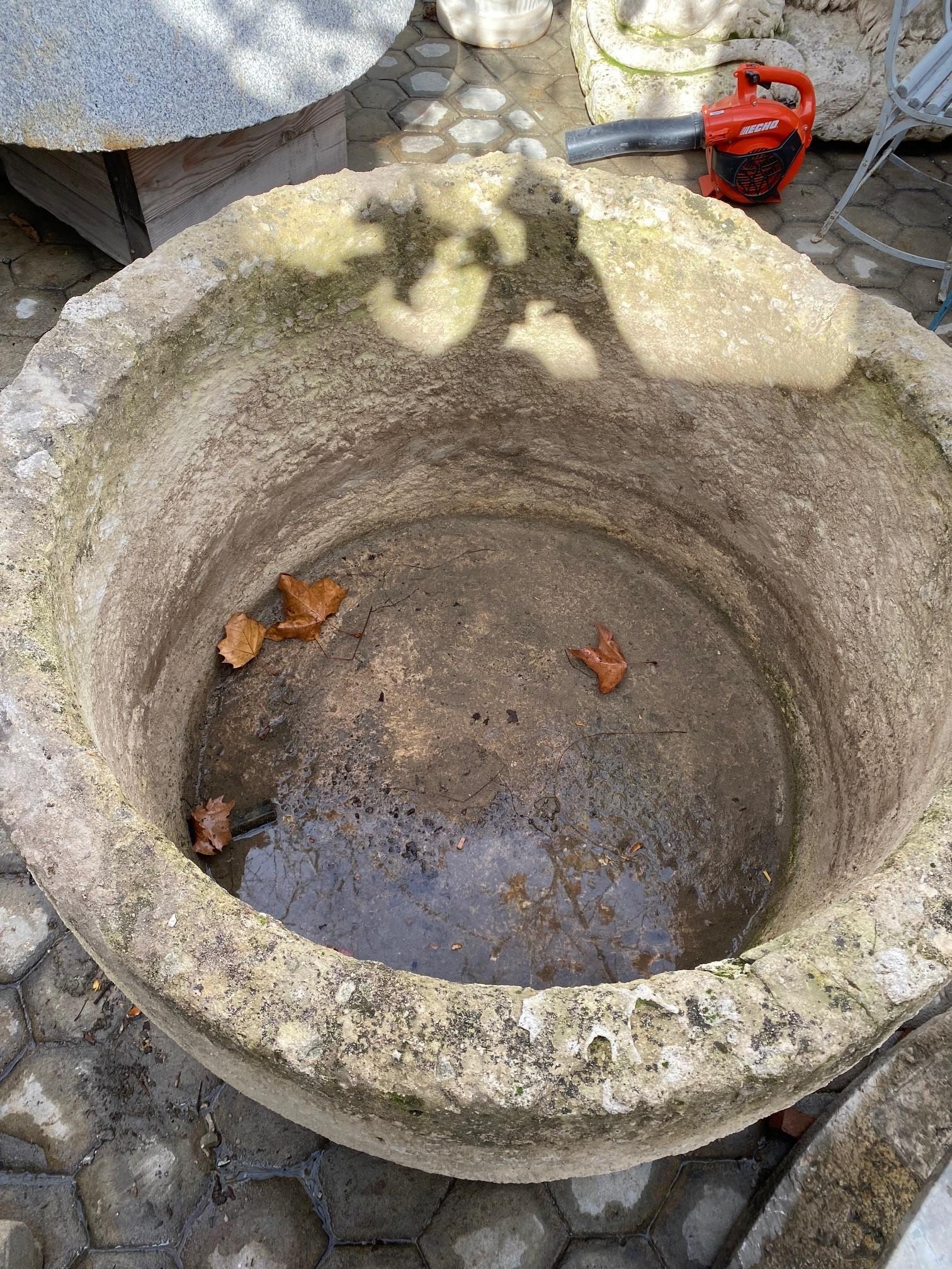 Stone Round Hand Carved Water Fountain Basin Container Trough Planter Vessel Antiques