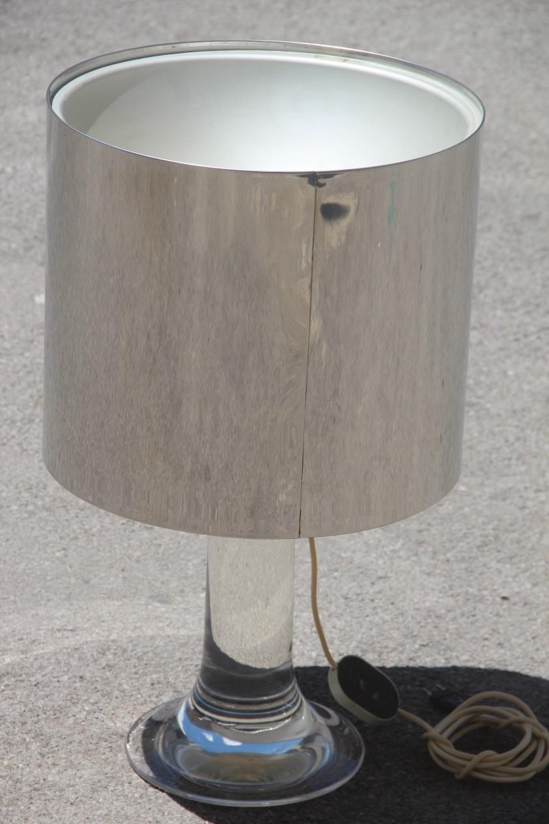 Round Harvey Guzzini Table Lamp Lucite Steel Italian Design 1970s Silver For Sale 3
