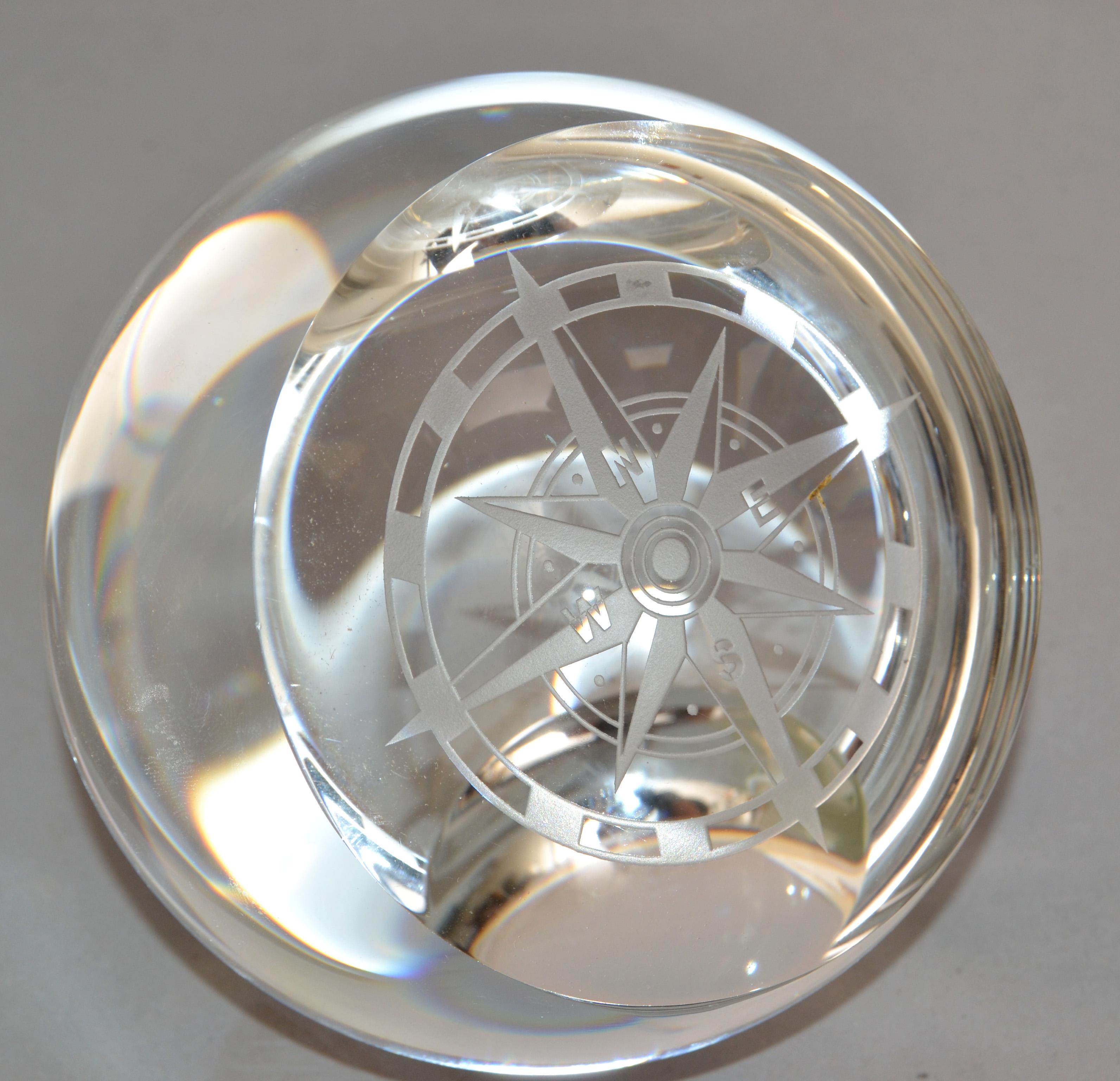 Round Heavy Murano Clear Glass Etched Compass Paperweight Magnifying Glass 1970  4