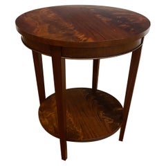 Table d'appoint ronde en acajou de style Hepplewhite