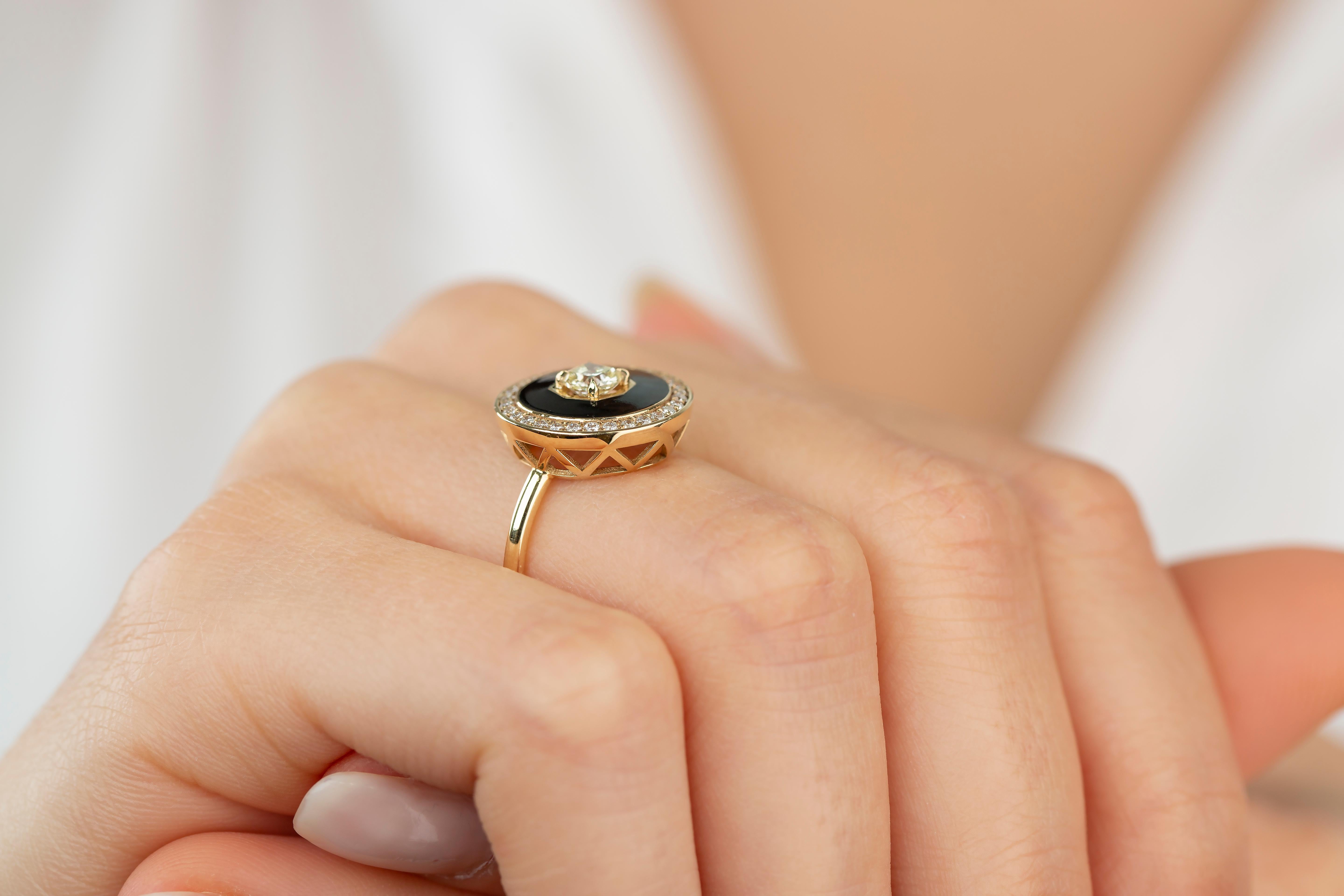 Women's 14K Gold 0.37 ct Hexagonal Cherry Blossom Cut Diamond Engagement Ring For Sale