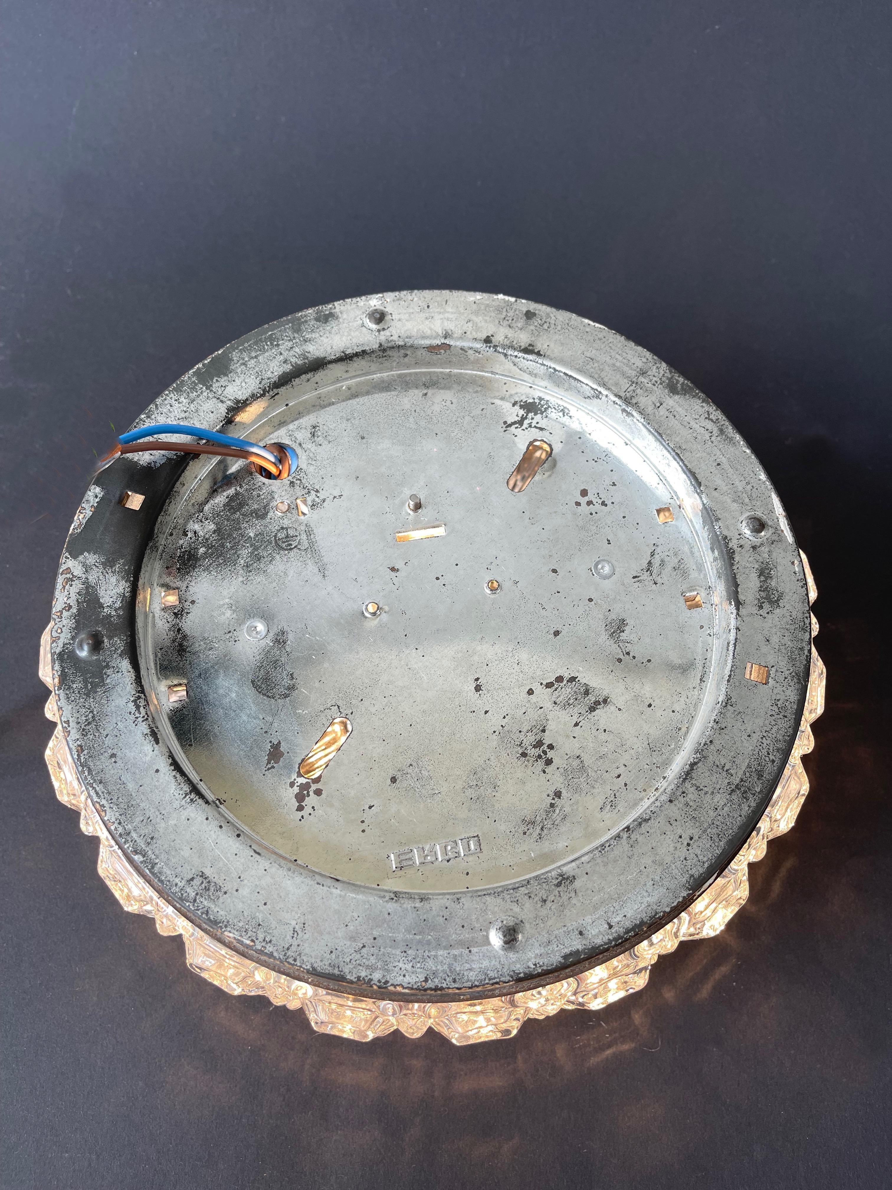 Lampada da incasso rotonda in cristallo di Erco, a parete o a soffitto, anni '70, Germania in vendita 2