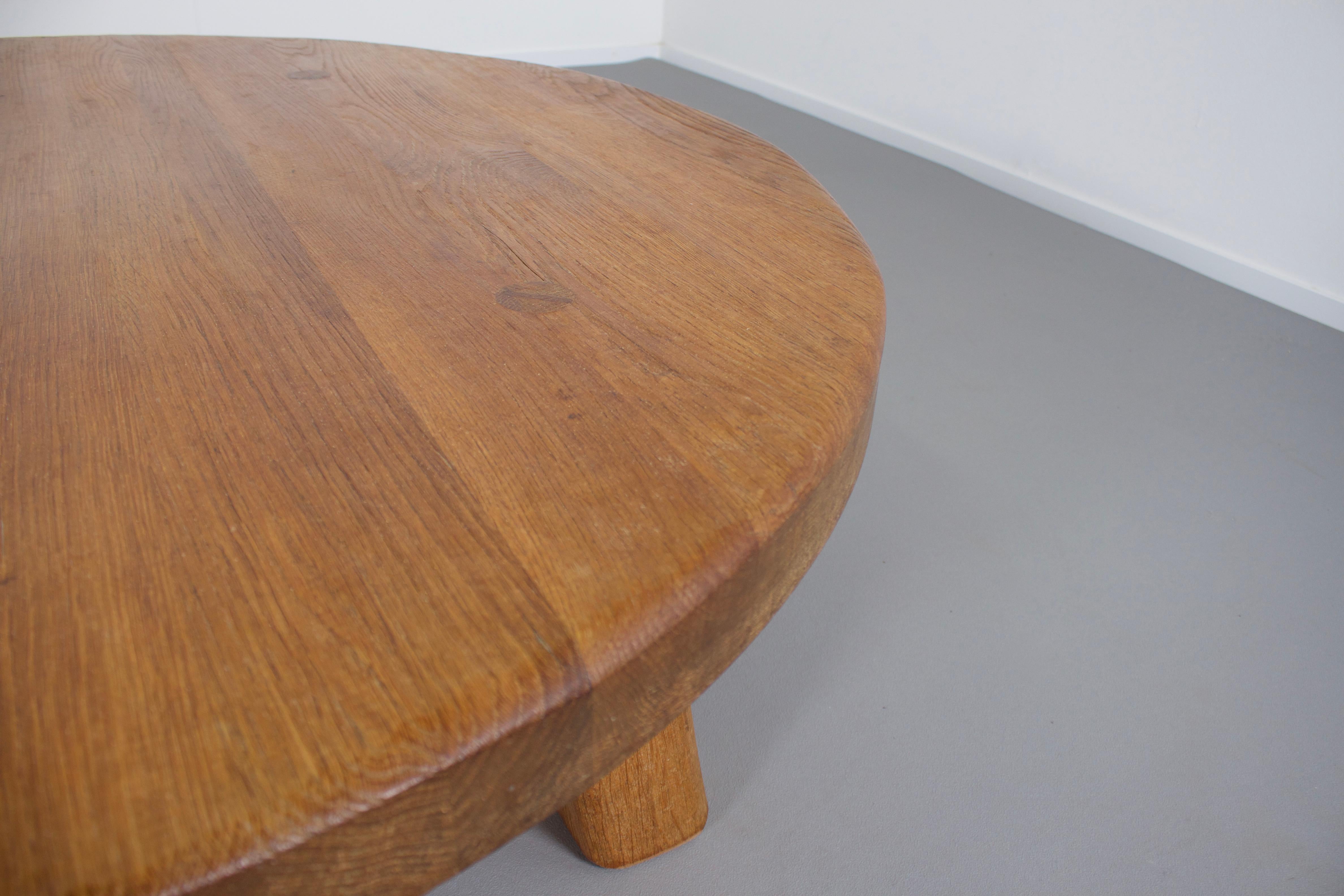 Round Impressive French Artisan Coffee Table in Solid Oak, 1960s 2