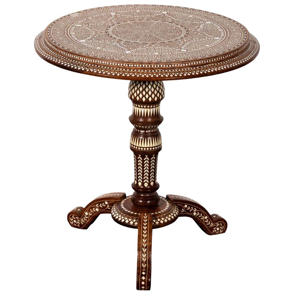Round Inlaid Wood Pedestal Table at 1stDibs