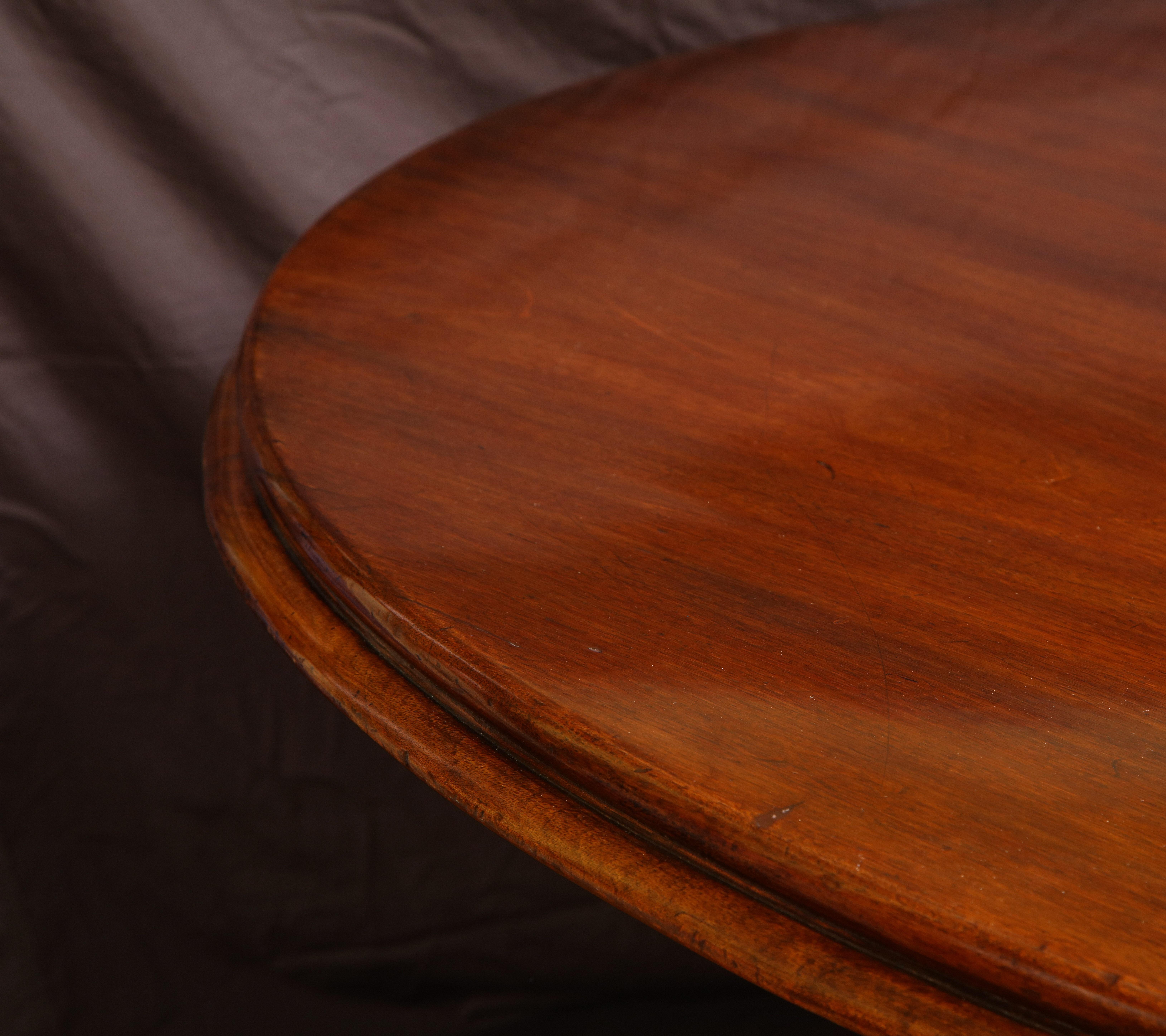 Round Irish Mahogany Dining/Breakfast Center Table att. to Mack & Gibton, Dublin For Sale 1