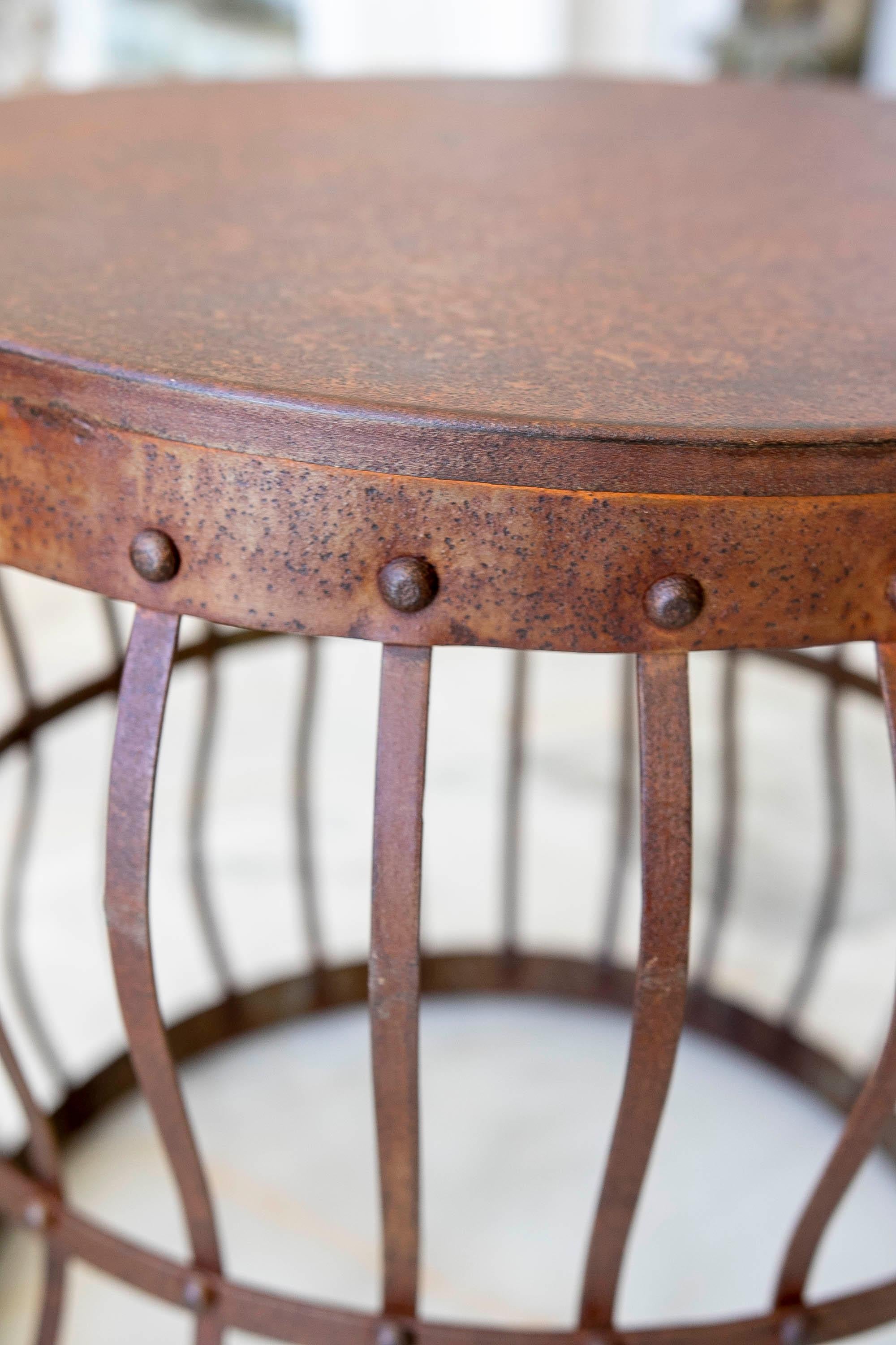 XXIe siècle et contemporain Tabouret rond en fer en vente