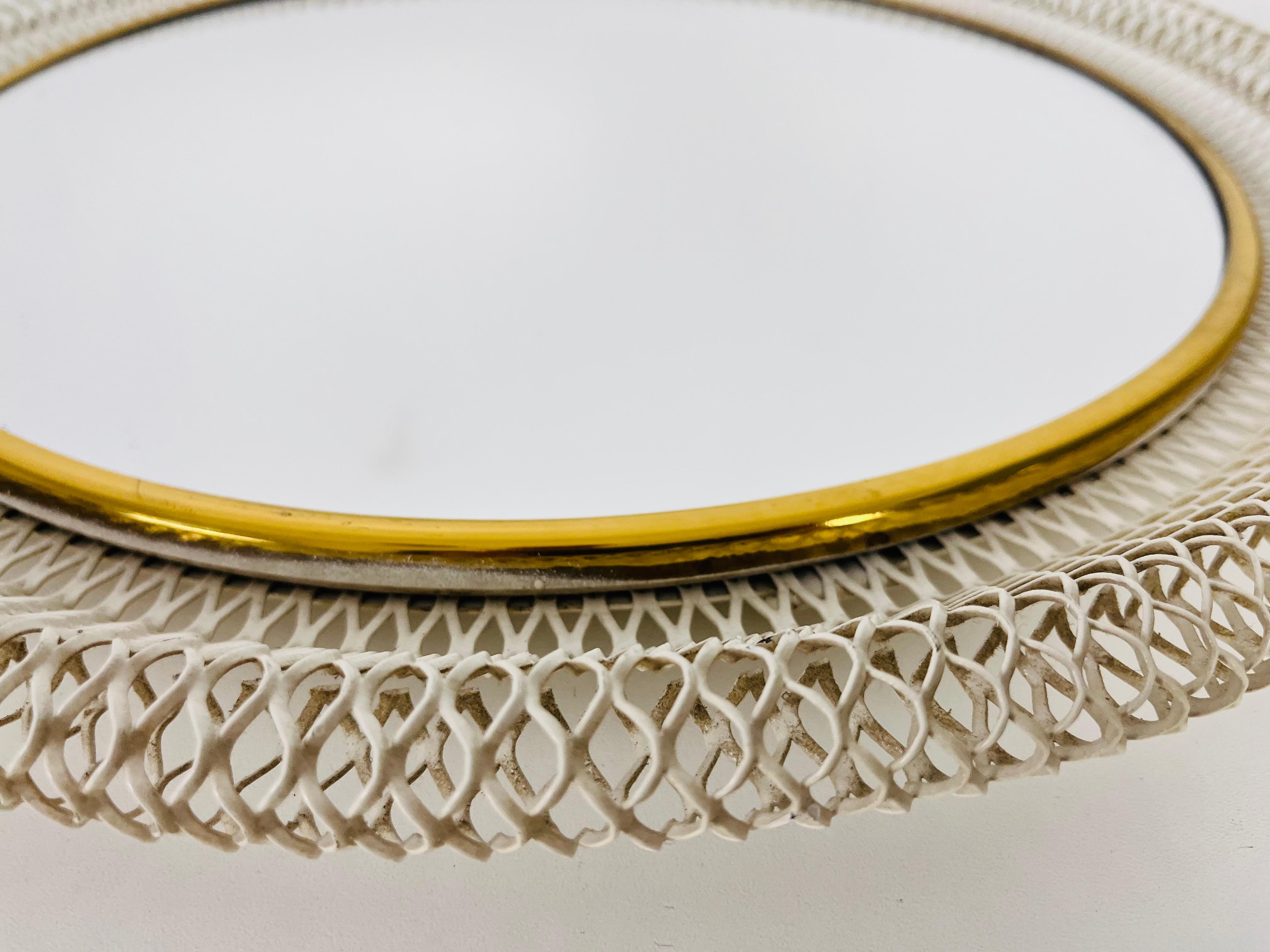 Round Italian Brass Framed Wall Mirror, 1960s, Italy For Sale 4