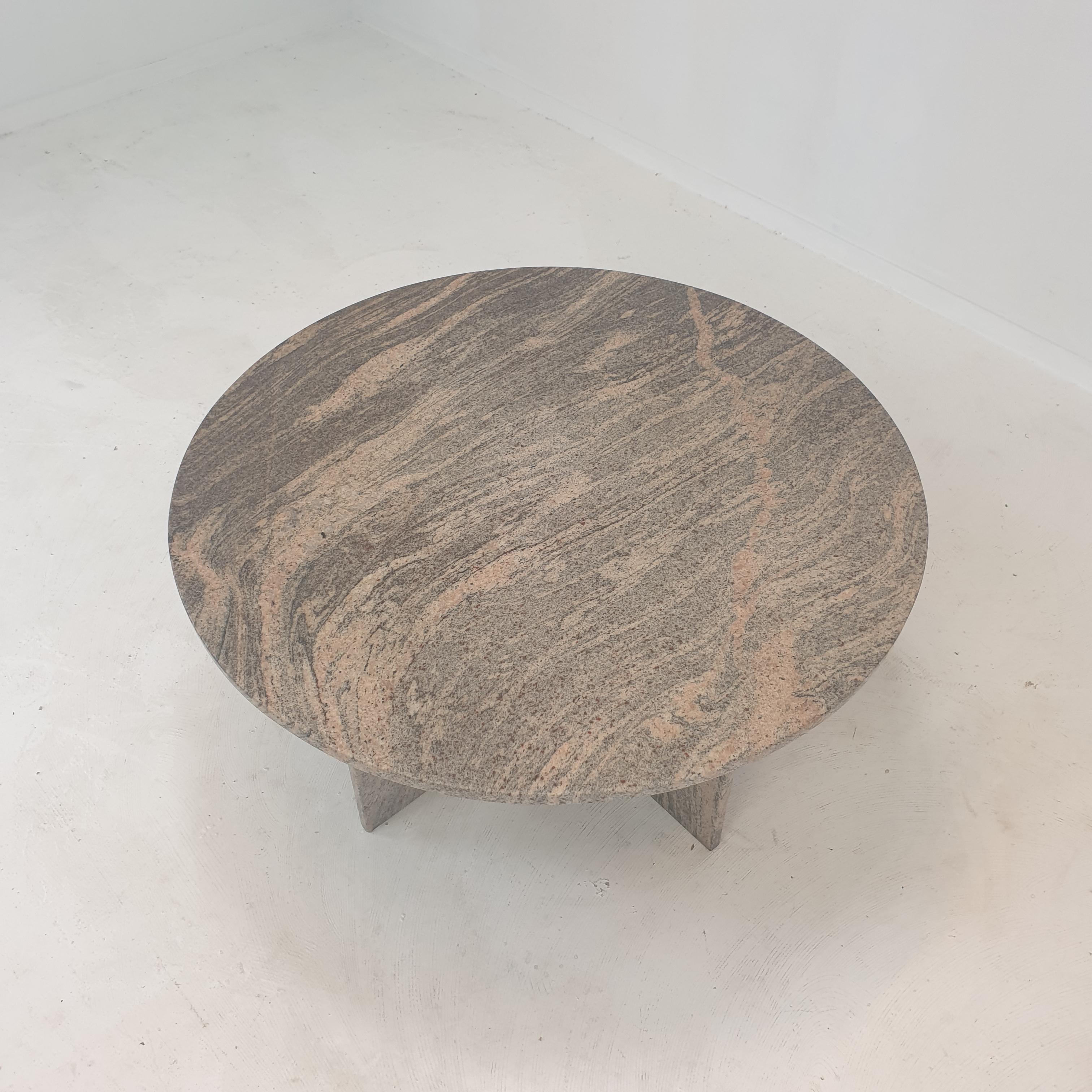 Late 20th Century Round Italian Coffee Table, 1980's For Sale