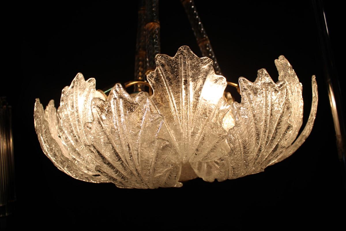 Late 20th Century Round Italian Flower Chandelier 1970s Murano Glass Parts Brass gold Plate For Sale