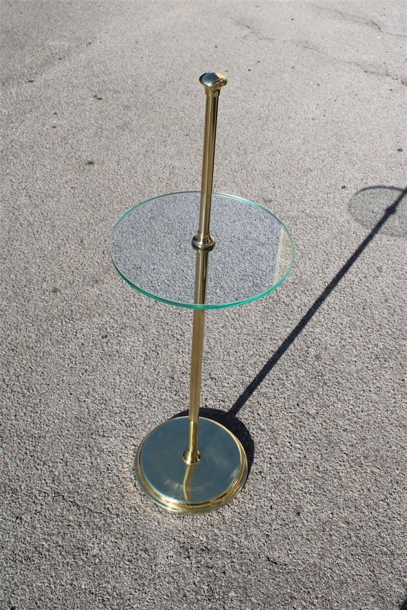 Round Italian Gueridon Made in Italy 1970 Brass and Glass  For Sale 4