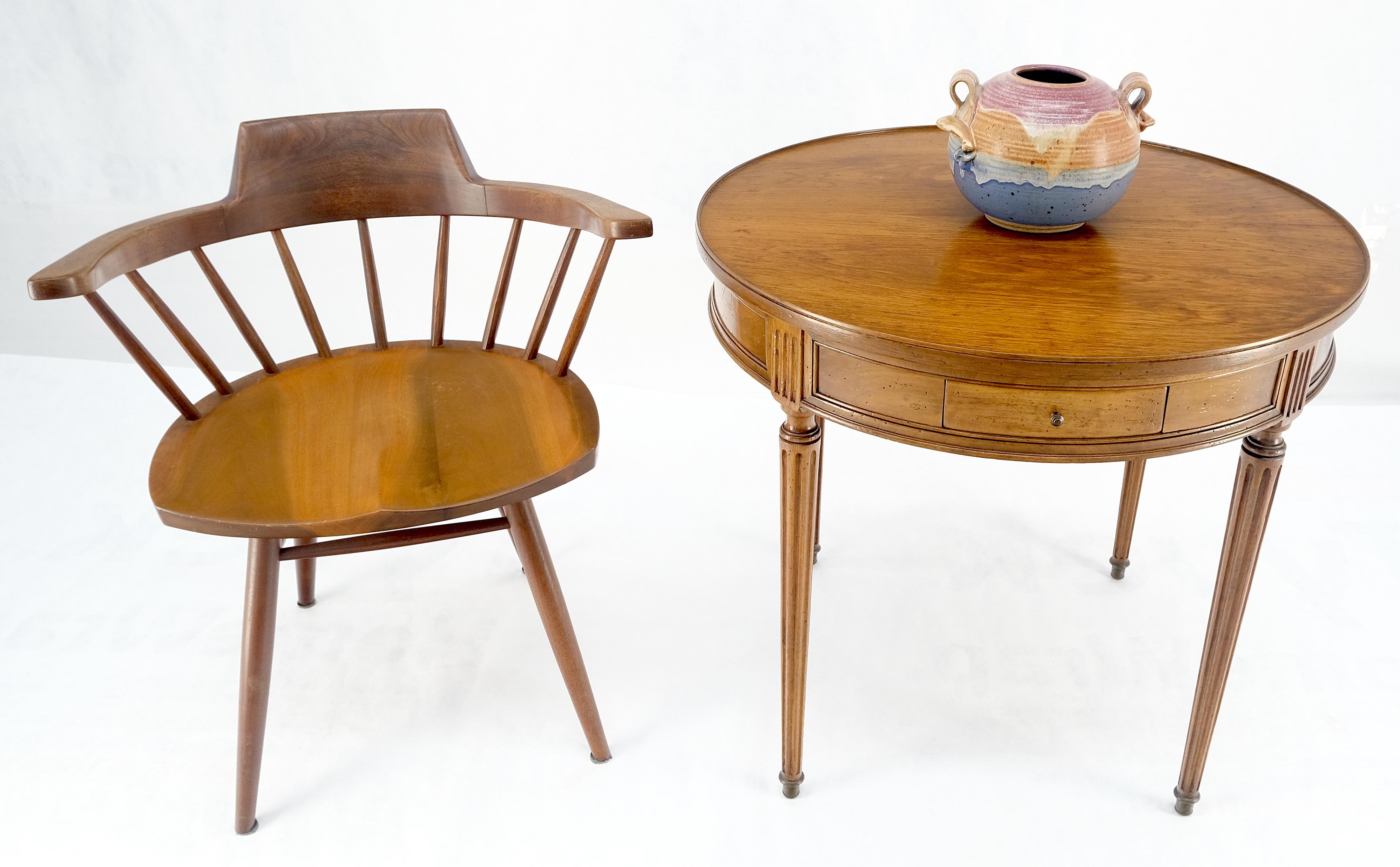 Round Italian Gueridon Table on Fluted Tapered Legs Pull Out Trays Two Drawers For Sale 6