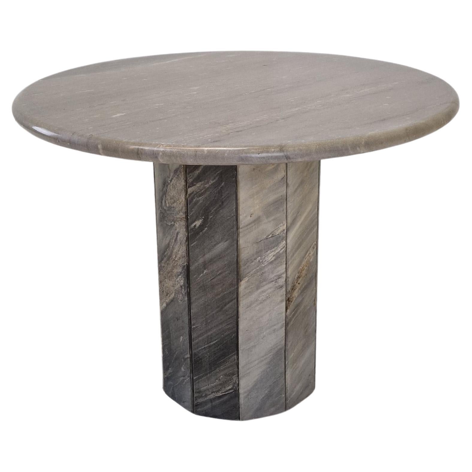 Round Italian Marble Coffee or Side Table, 1980's For Sale