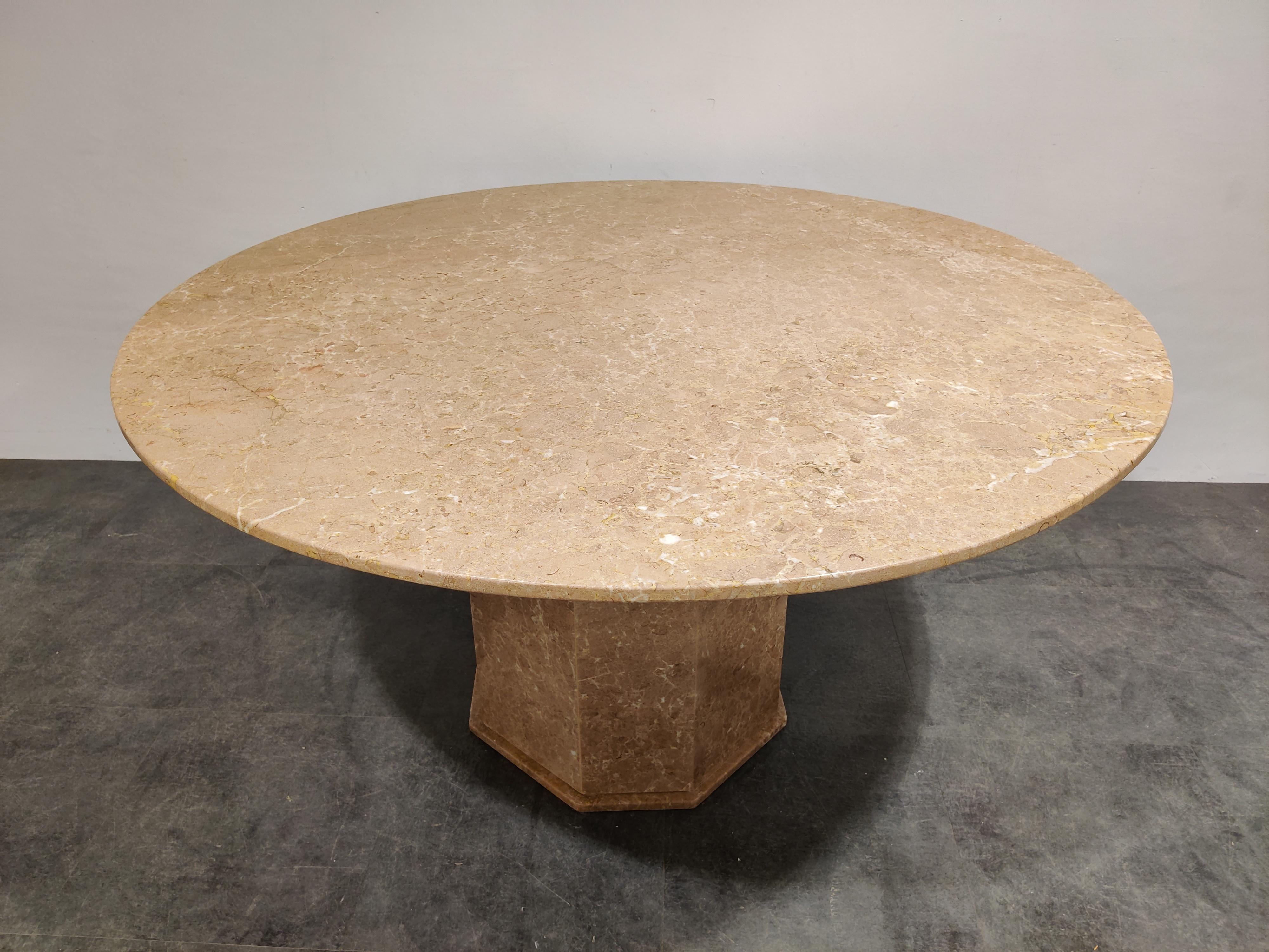 Round Italian Marble Dining Table, 1970s 4